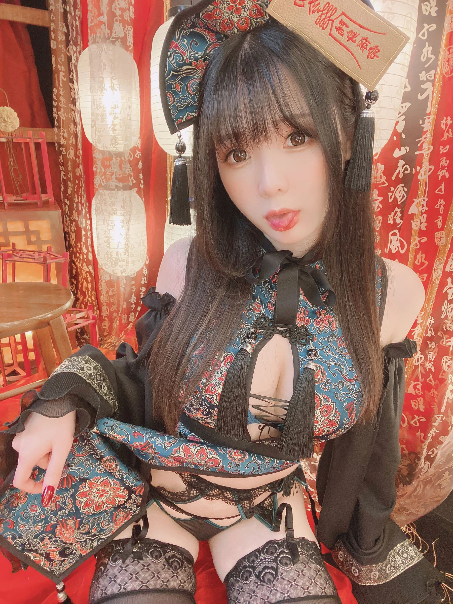 微博妹纸霜月shimo – キョンシーちゃん自撮り [20P]插图3