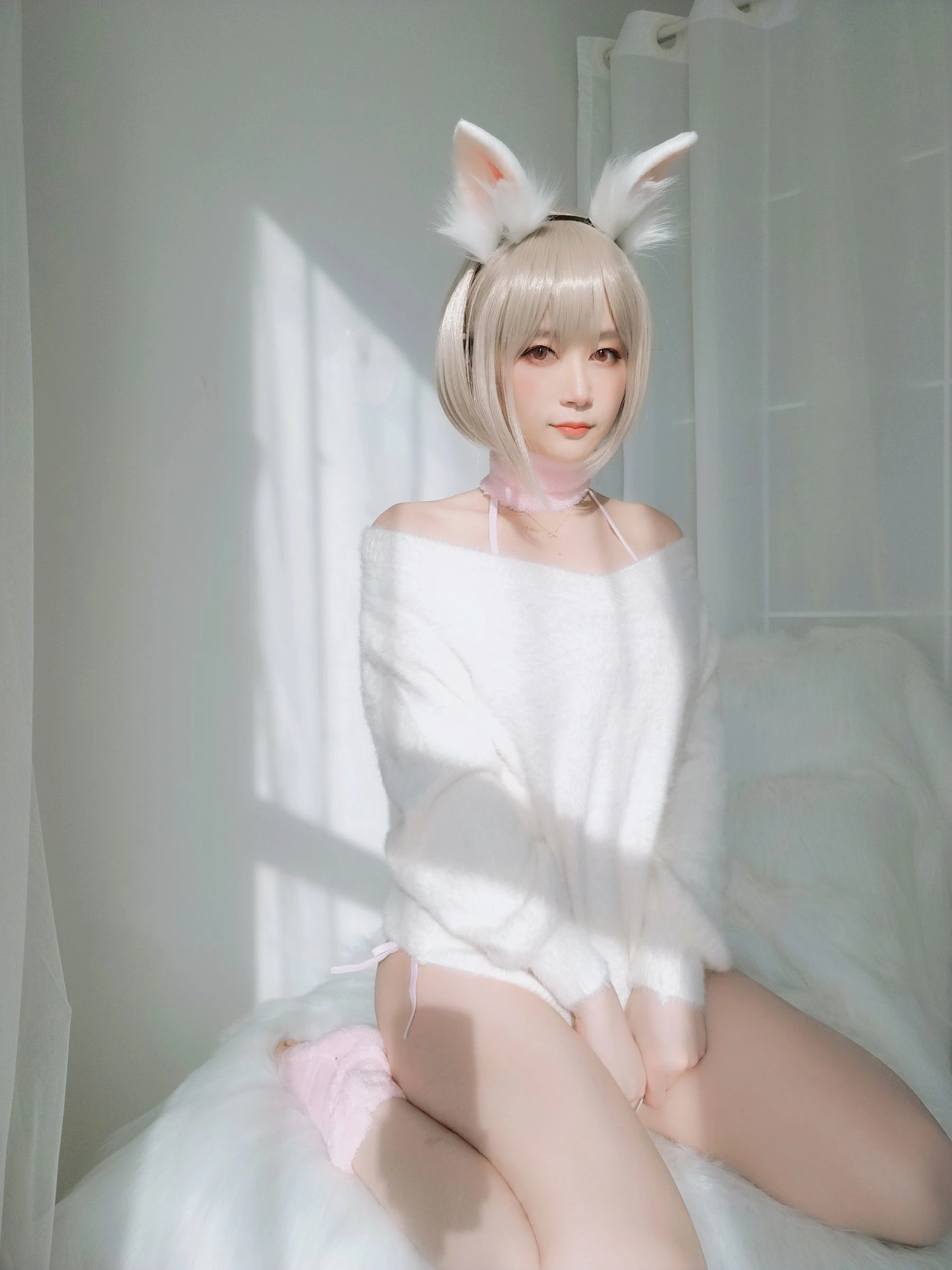 Coser小姐姐白银 小白兔 [105P]插图2