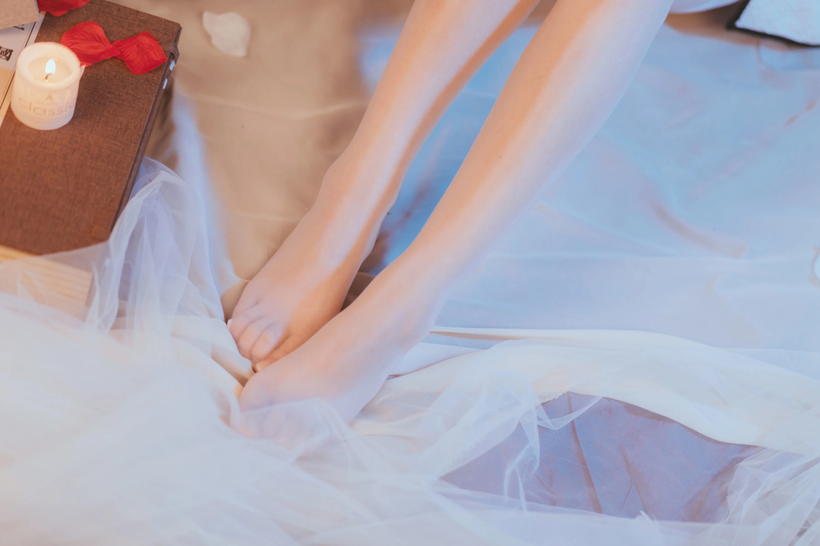 [萝莉COS] 斗鱼米线线sama – 白色旗袍 [22P]插图3