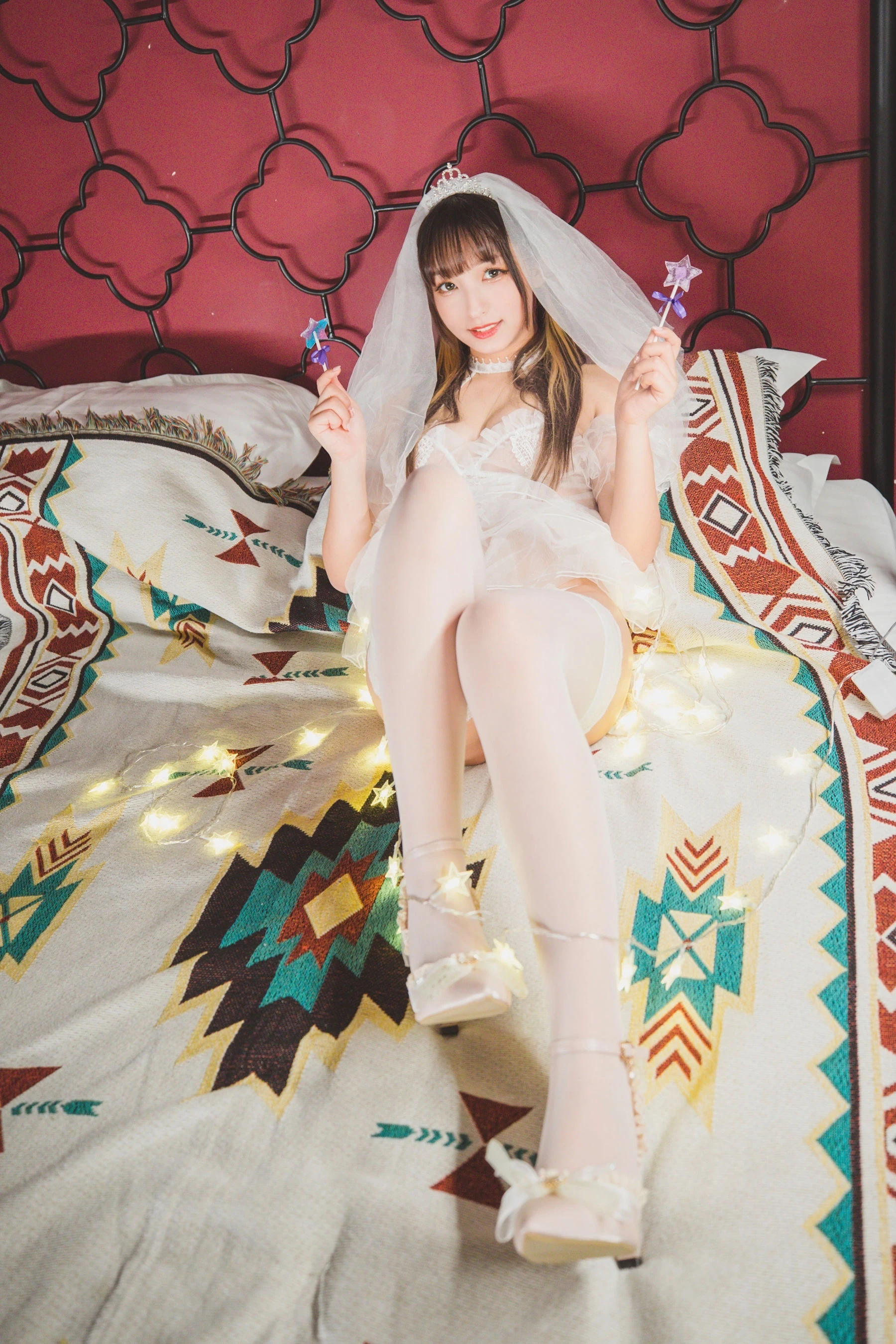 萝莉神楽板真冬 – 光の囁き-光の修女 [150P]插图1