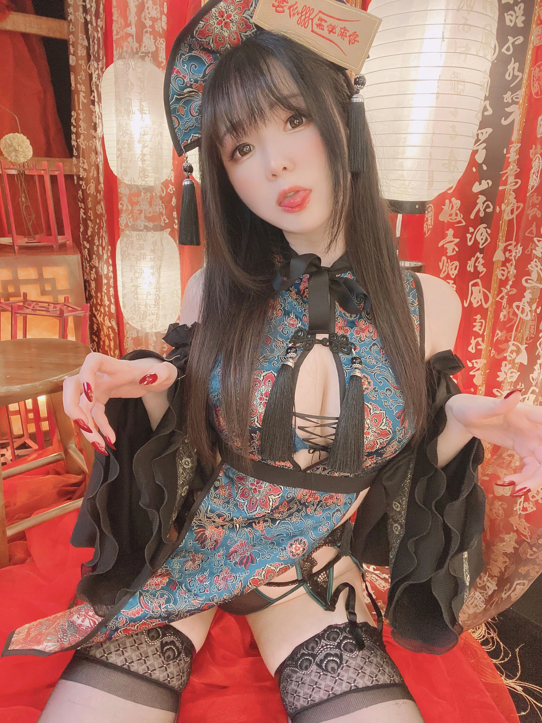 微博妹纸霜月shimo – キョンシーちゃん自撮り [20P]插图1