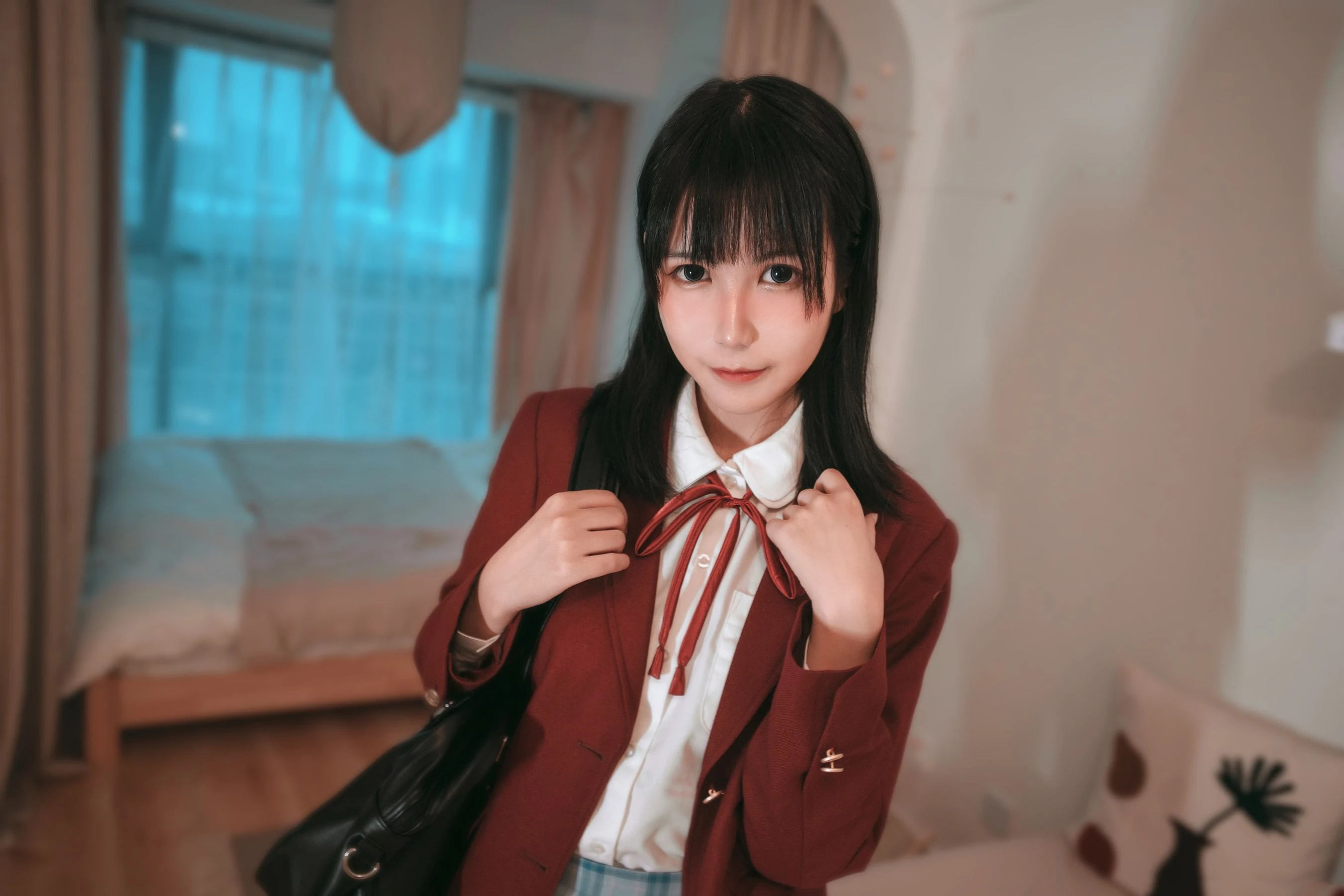 COSER美女逐月su 女儿的朋友 [14P]插图1