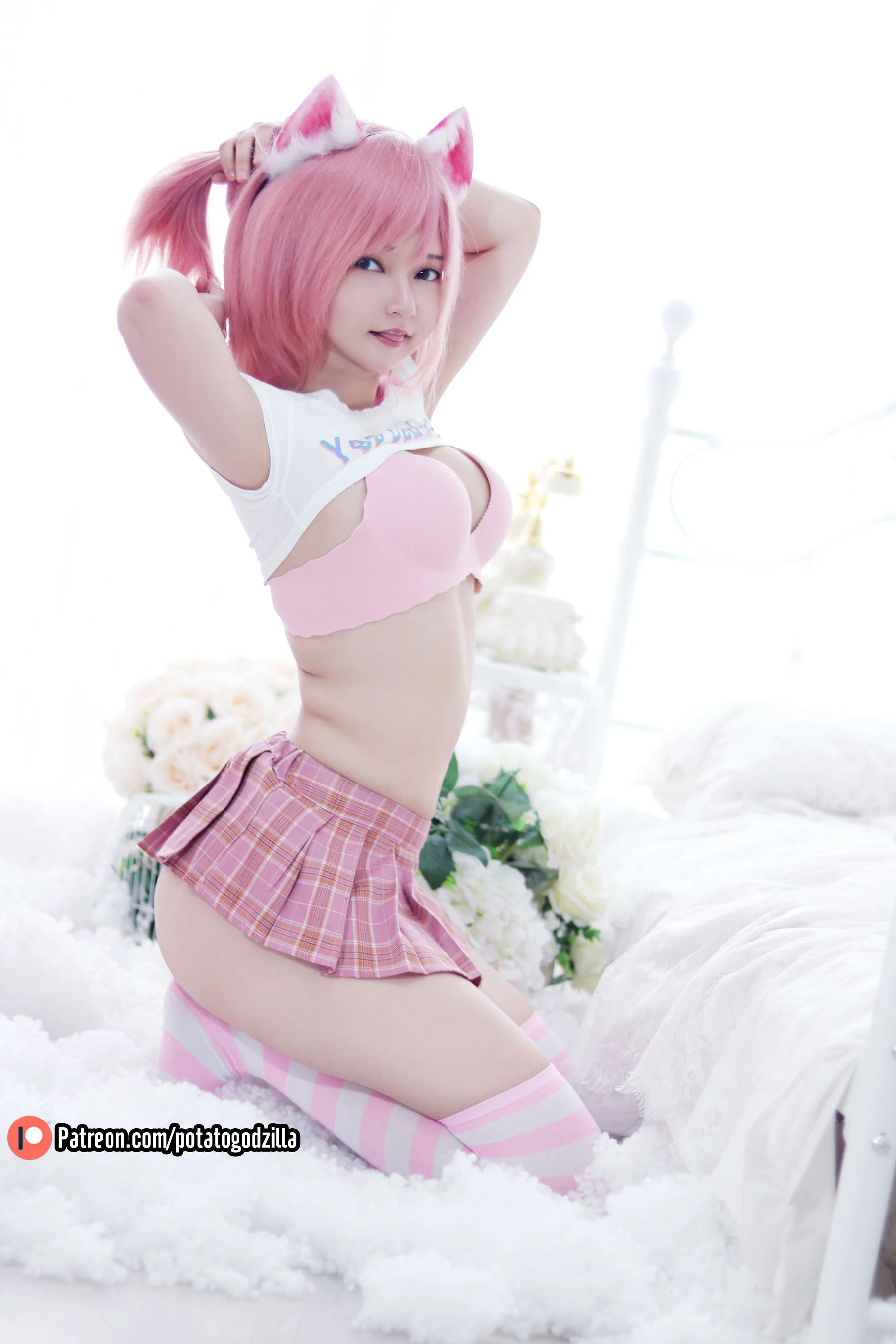 Coser小姐姐Potato Godzilla – Pink Casual [36P]插图2