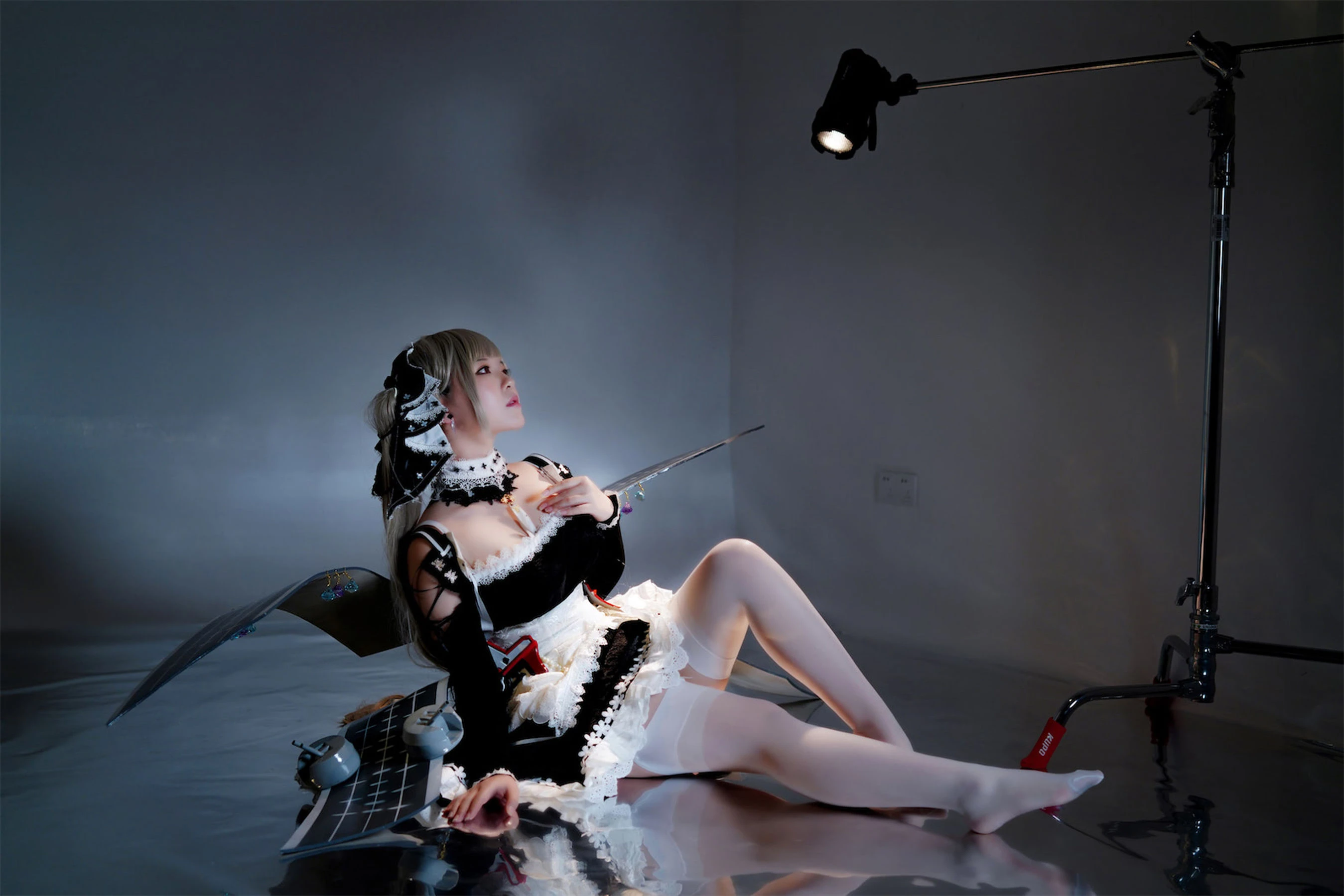 半半子 – 可畏 [44P]插图1