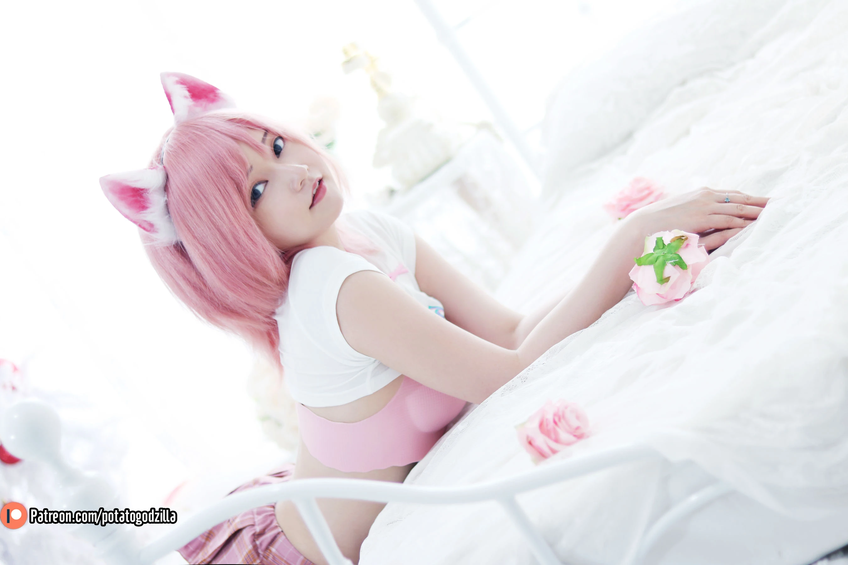 Coser小姐姐Potato Godzilla – Pink Casual [36P]插图1