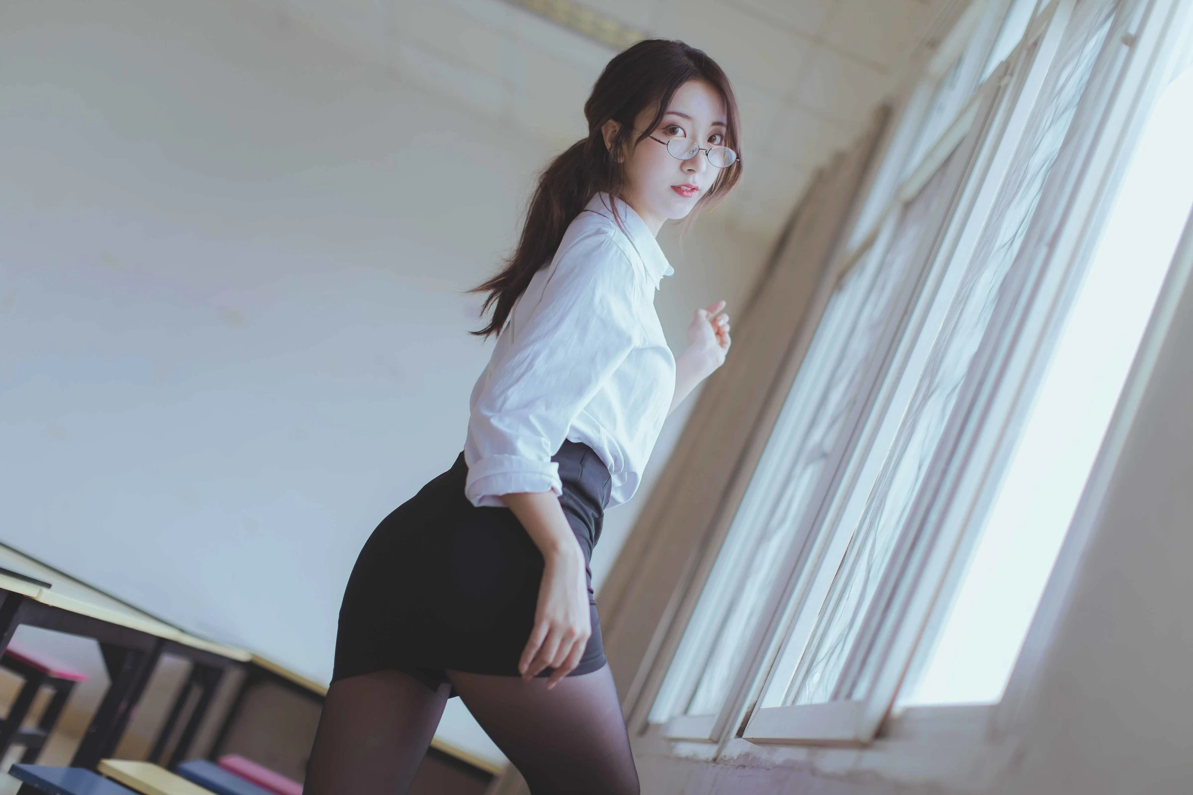 [萝莉COS] 黑川 – 黑丝教师 [43P]插图3