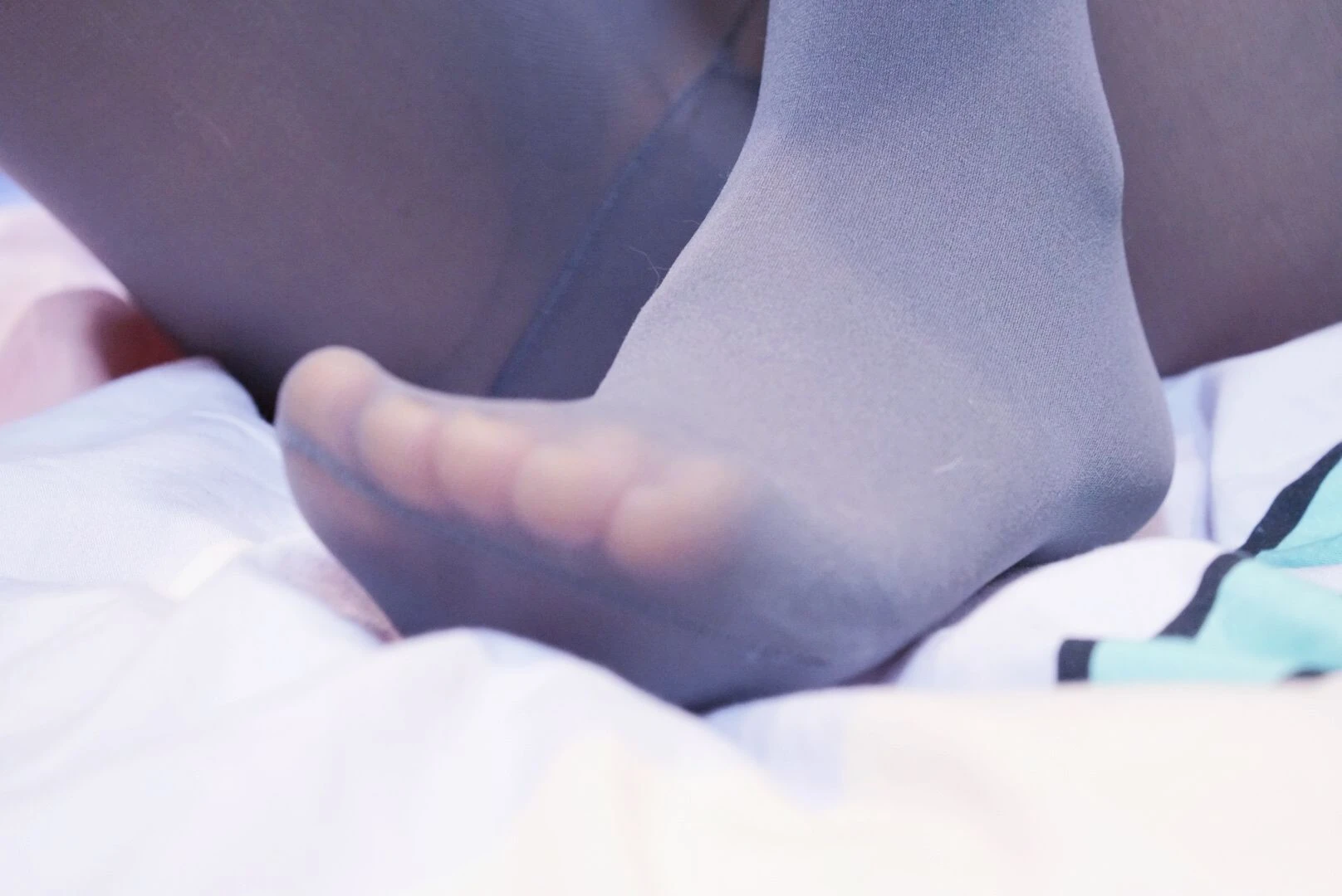 萌妹子眼酱大魔王w – 30D灰蕾丝胖次 [13P]插图2