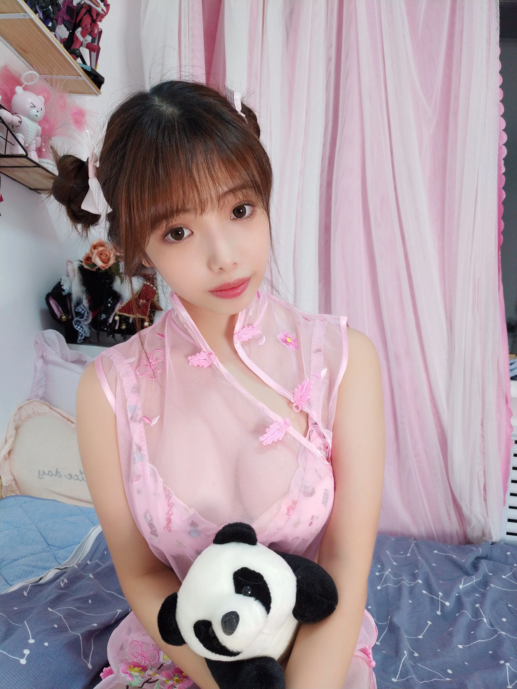 动漫博主雯妹 – 自拍本(1号本)旗袍 [19P]插图3