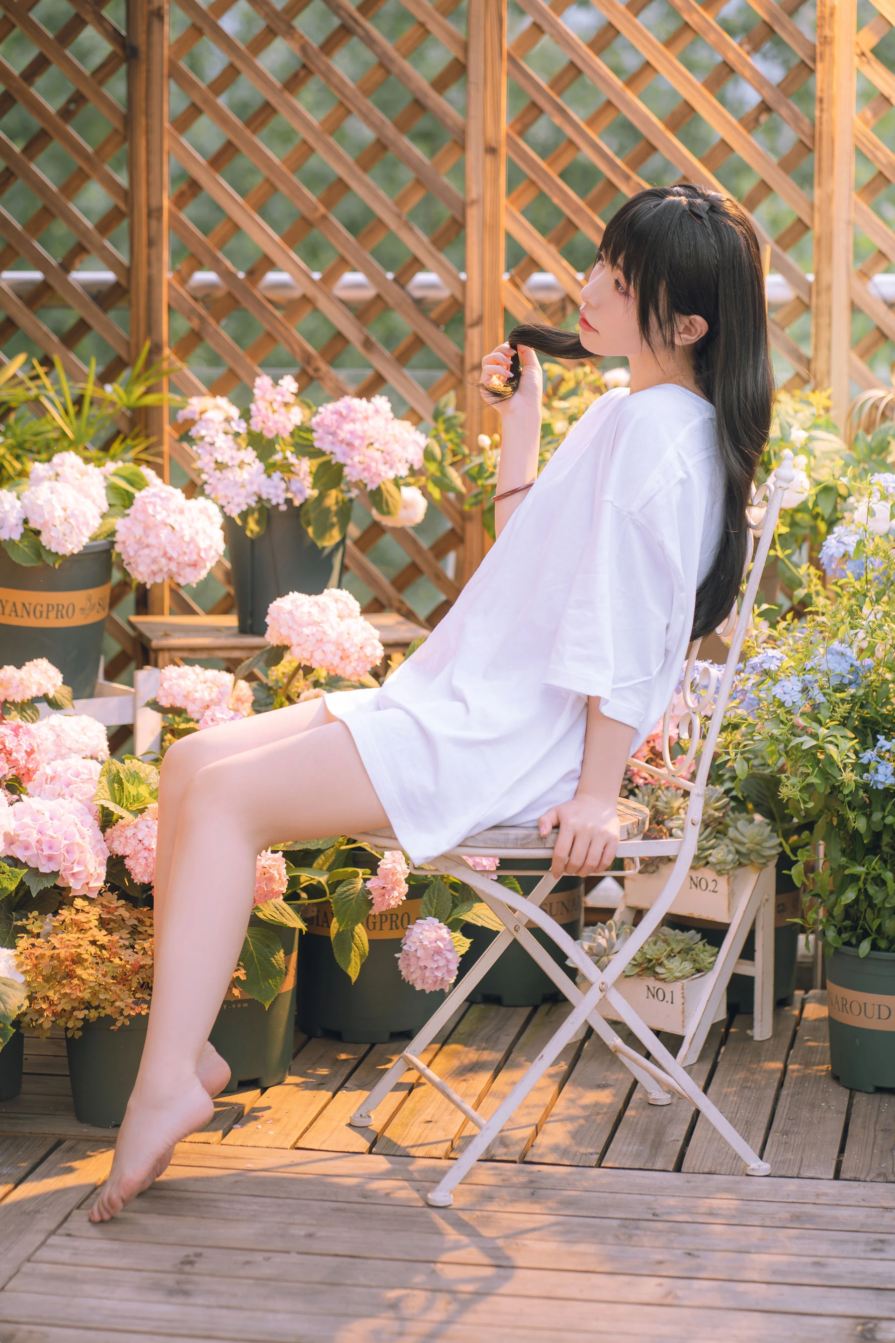 爆机少女喵小吉 – 小吉的午后时光 [45P]插图1