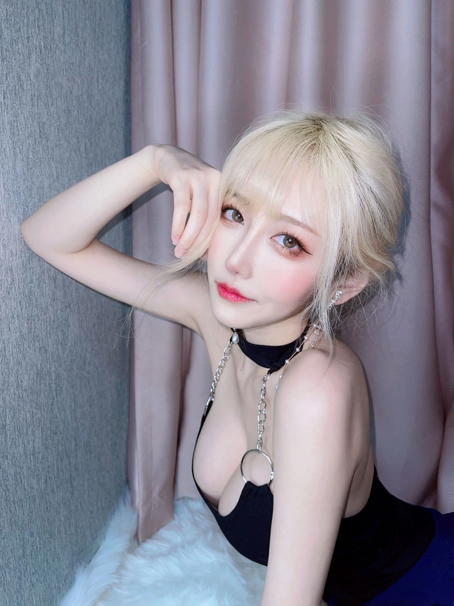 人气Coser啾小妍 – 金发芭比 [40P]插图2