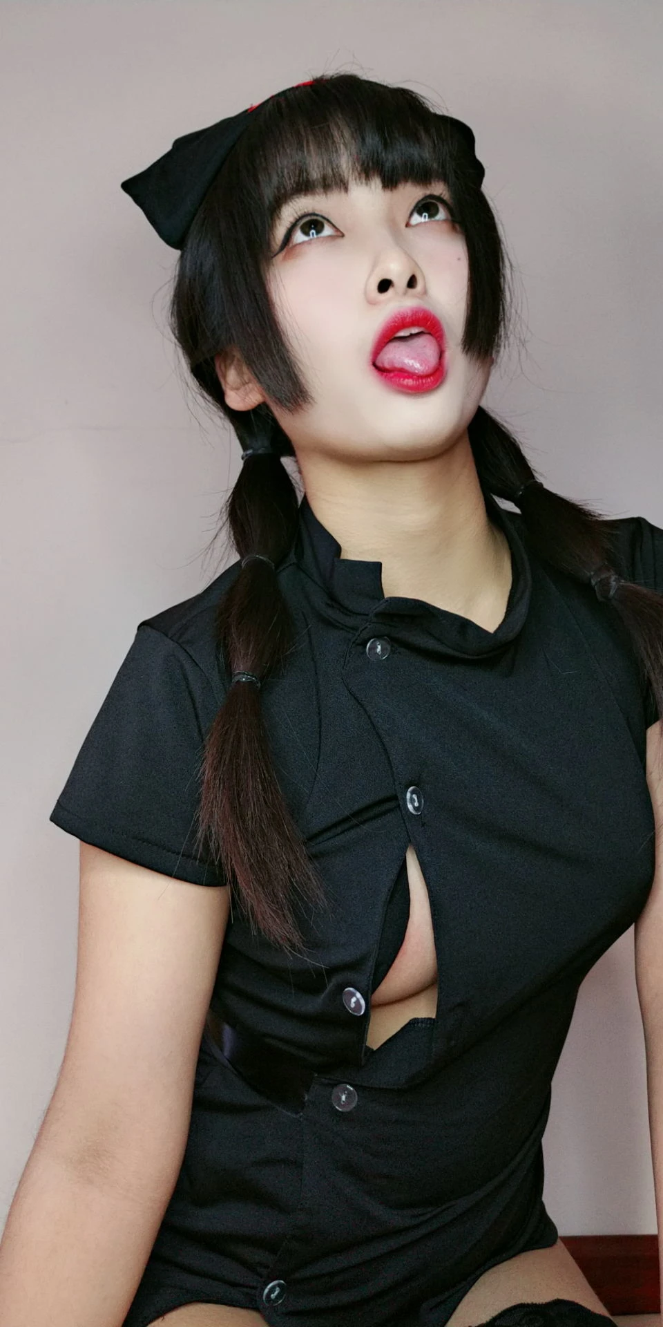 动漫博主洛璃LoLiSAMA – 情人节小护士 [90P]插图5