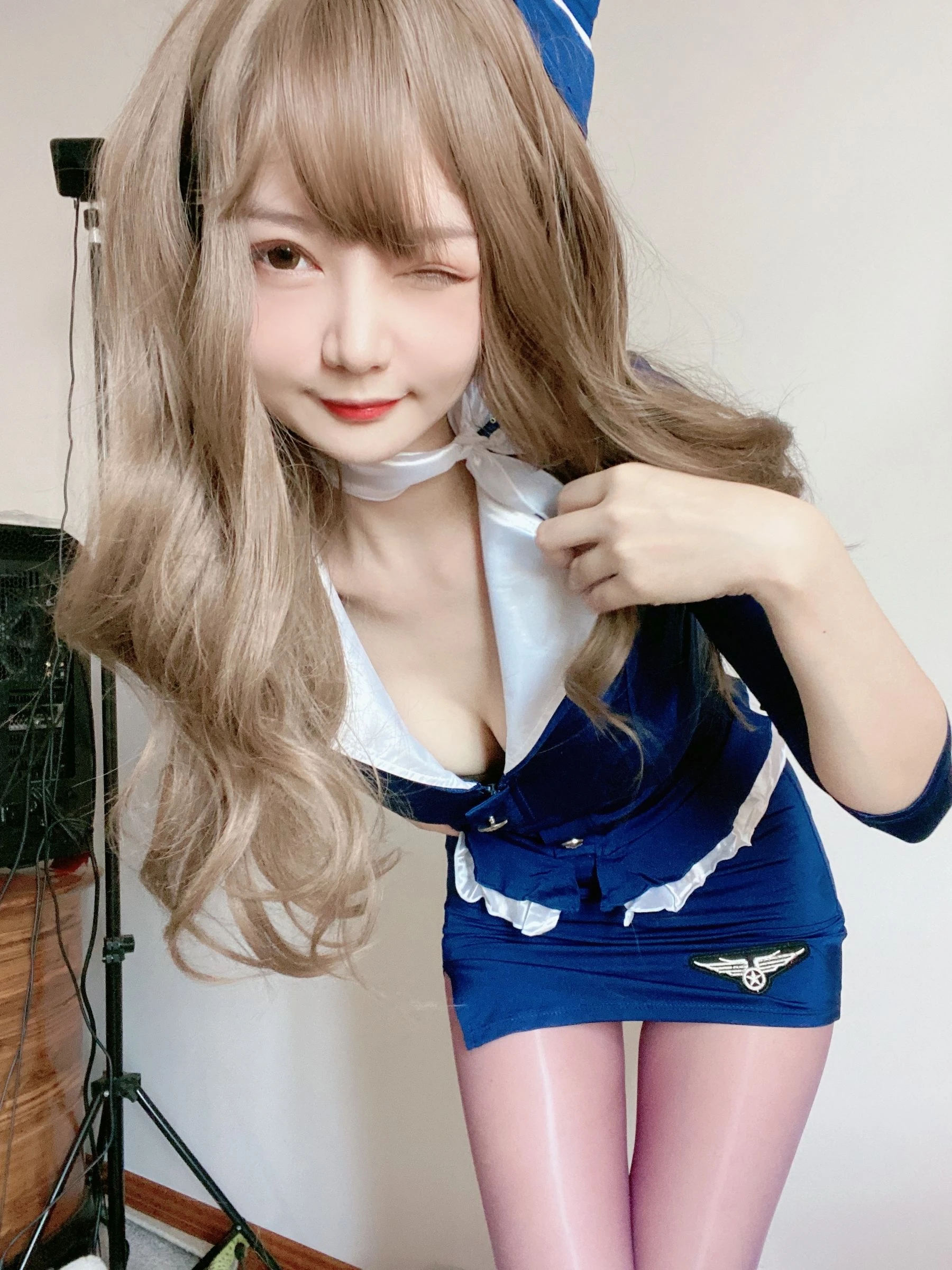 51酱 – 蓝色制服装 [35P]|图集秀