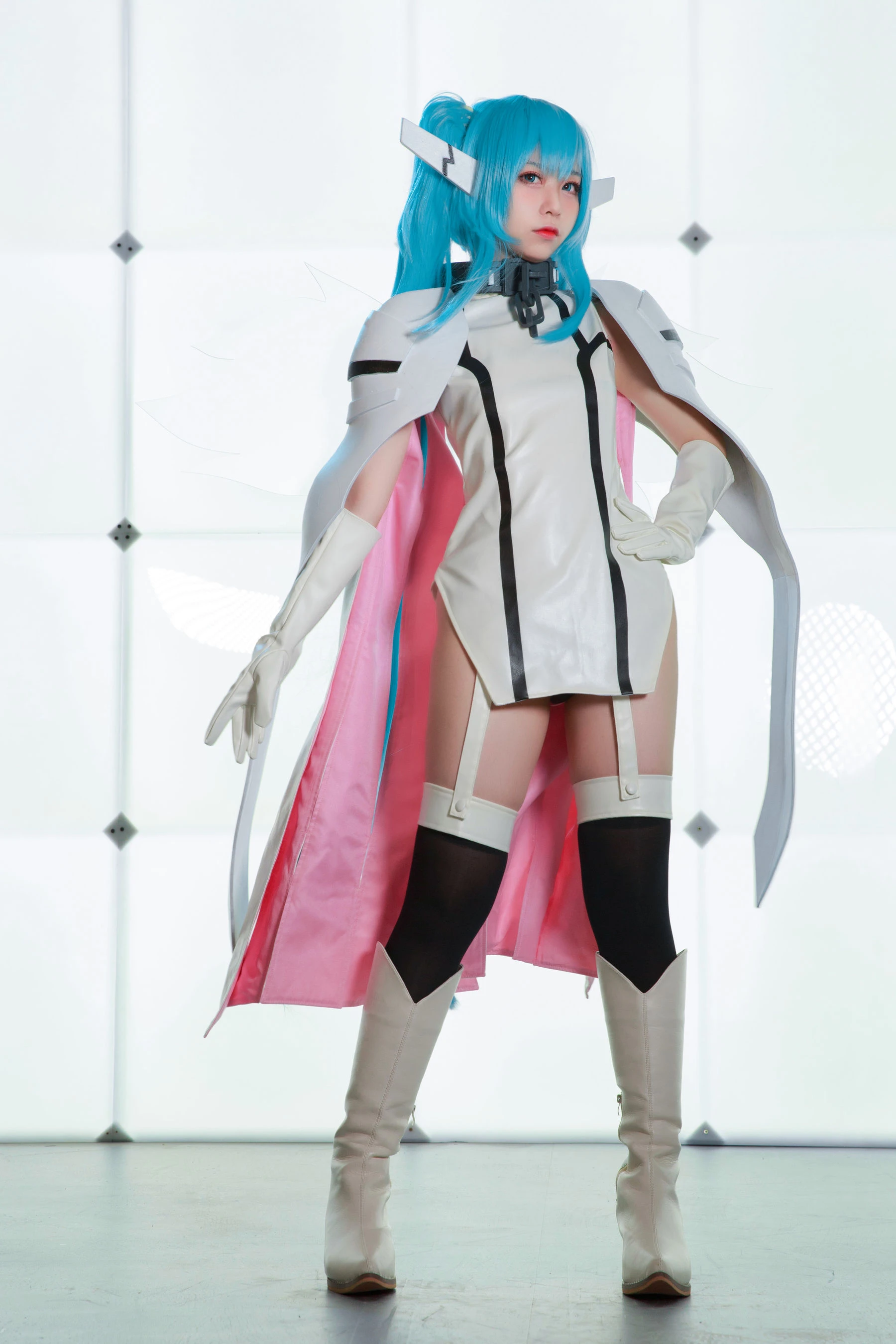 动漫博主G44不会受伤 – 妮姆芙 [16P]插图1