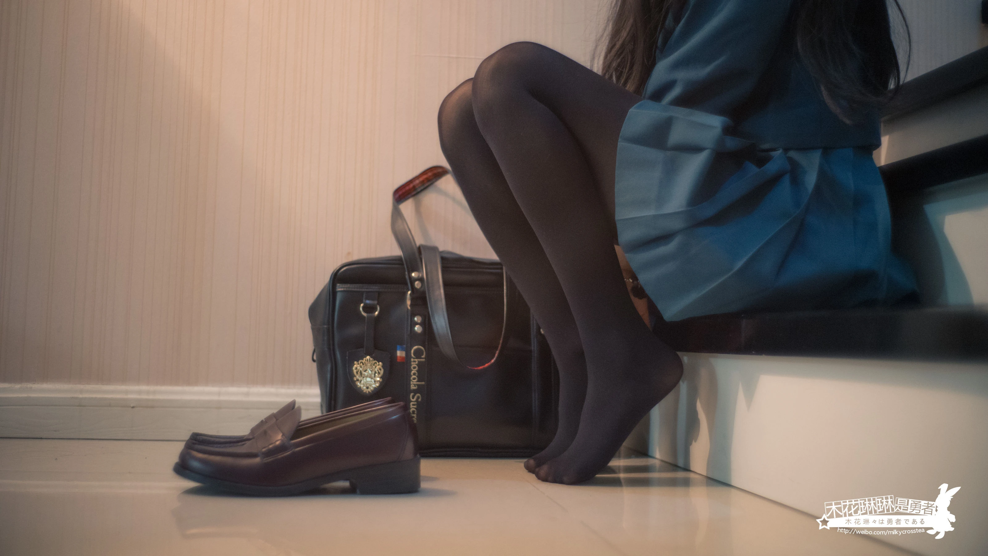 福利姬木花琳琳是勇者 – 未来日记 [51P]插图3