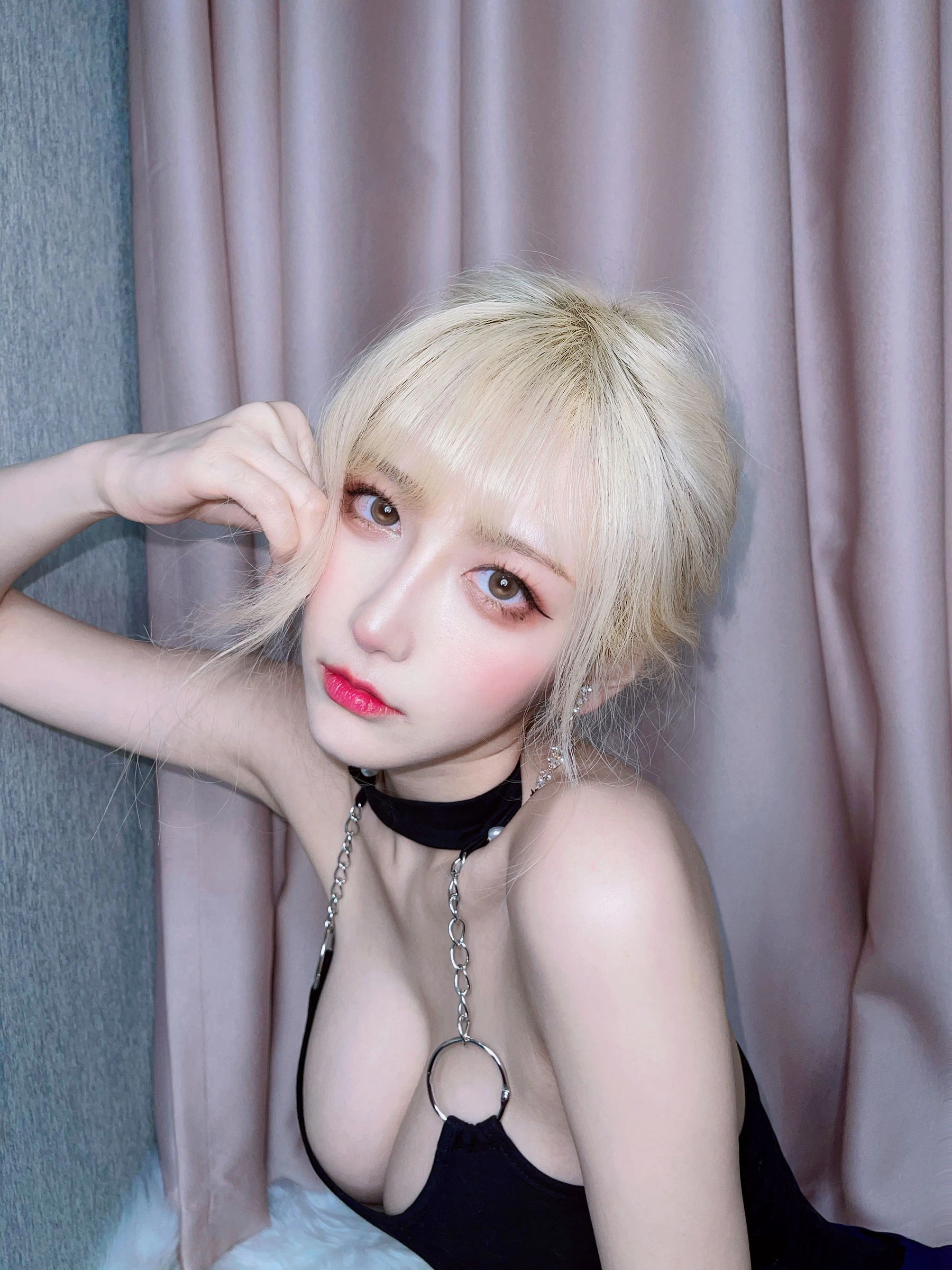 人气Coser啾小妍 – 金发芭比 [40P]插图1