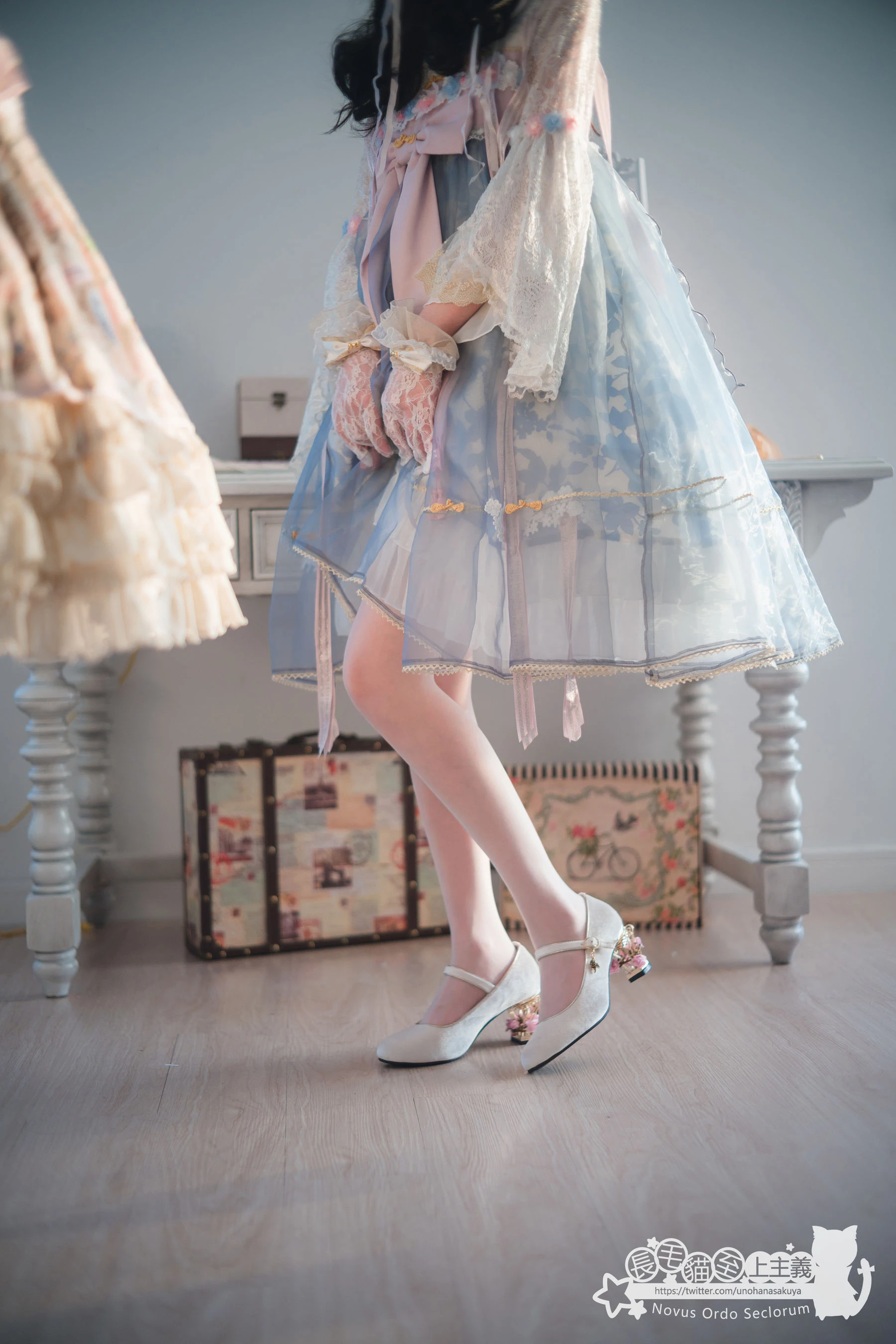 福利姬木花琳琳是勇者 – 樱茶七夕 [46P]插图1