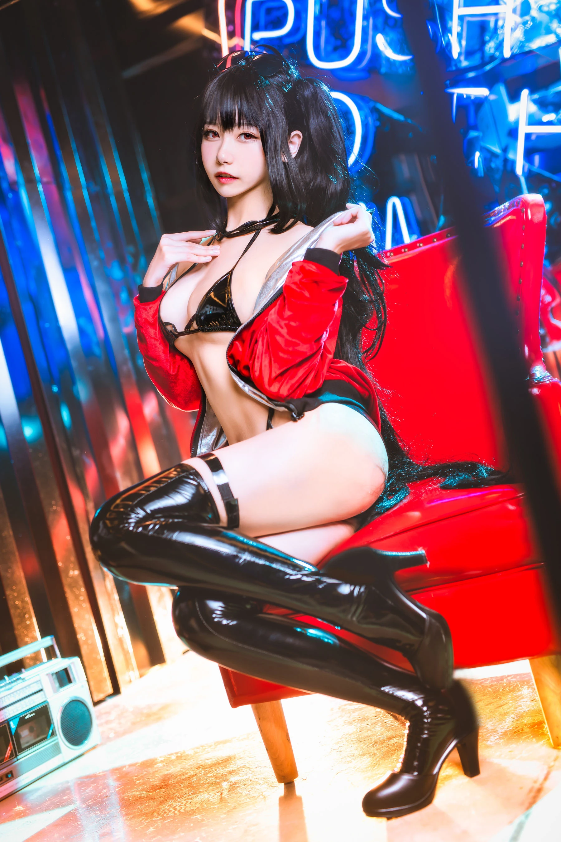 微博妹子Momoko葵葵 – 大凤之赛车 [19P]插图3