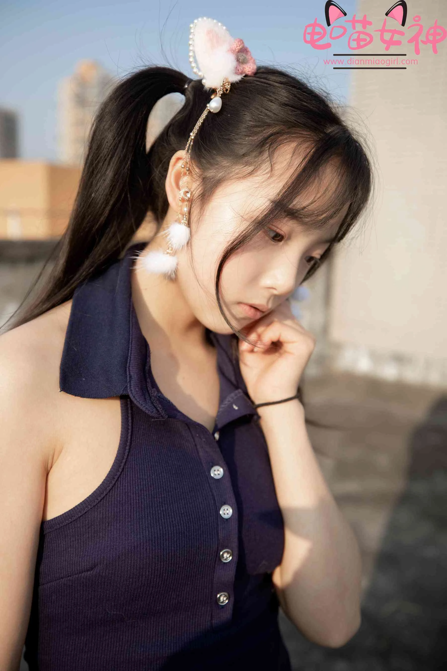 电喵女神 – 灵唯 天台 [77P]插图1