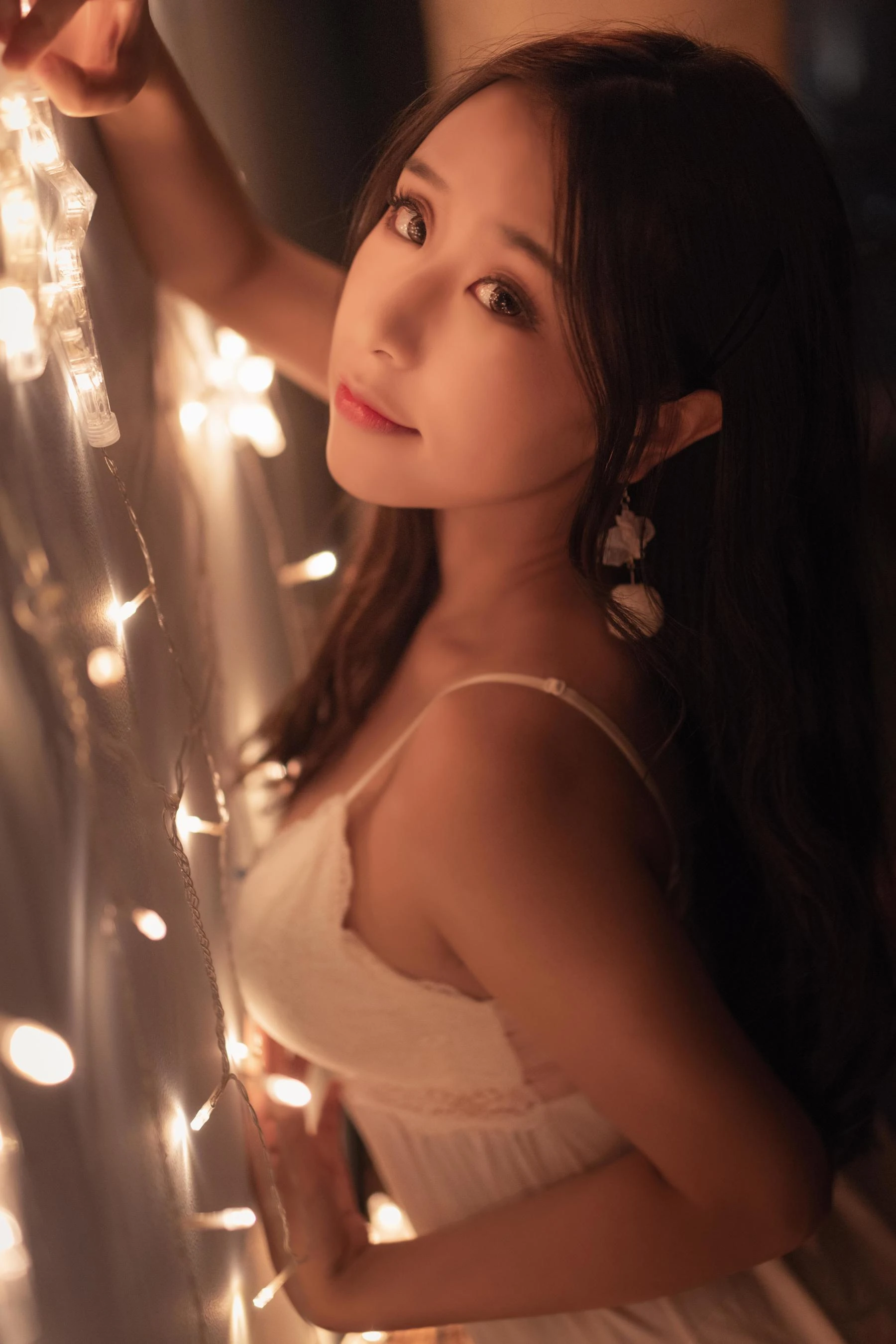 动漫博主穆零Mu0 – 灯下睡衣插图7