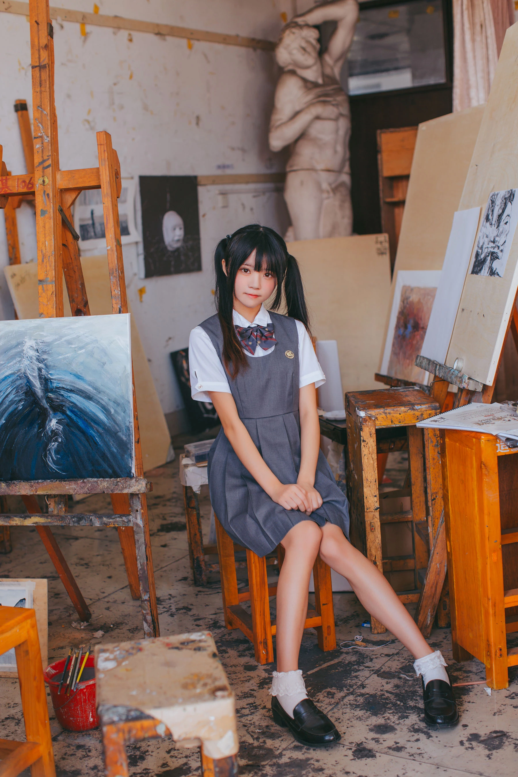 桜桃喵《画室少女》插图2
