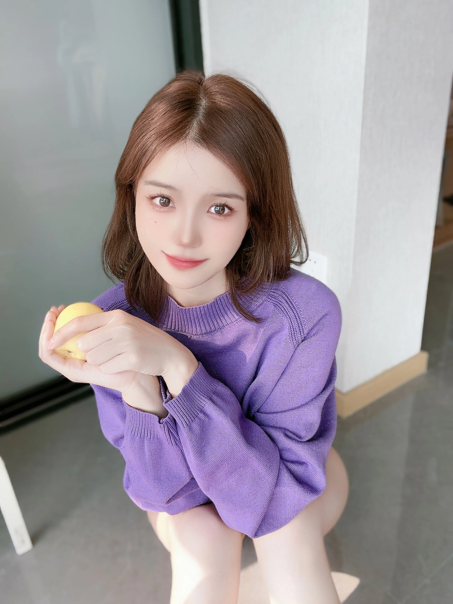 动漫博主小仓千代w – 紫色毛衣插图5