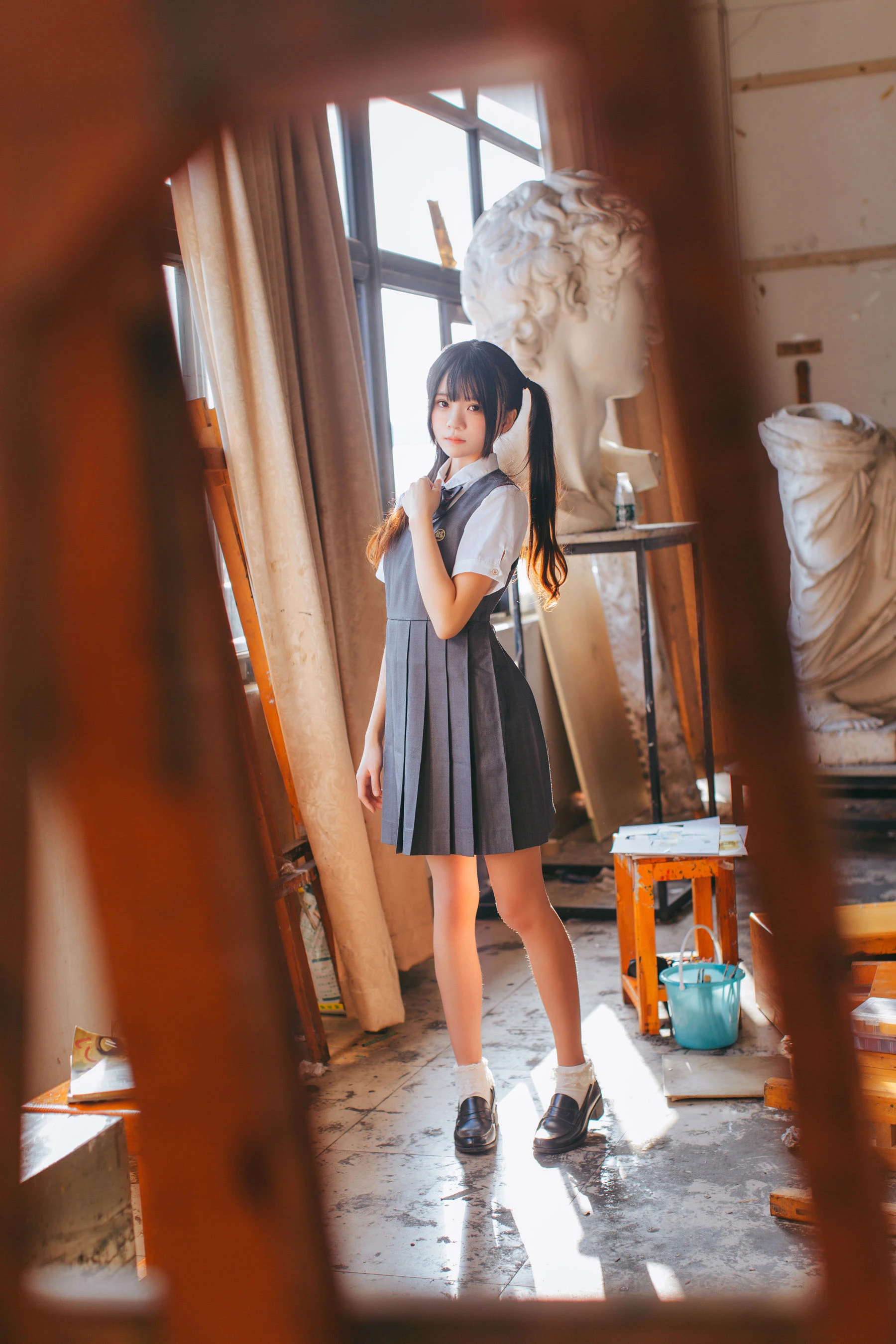 桜桃喵《画室少女》插图3