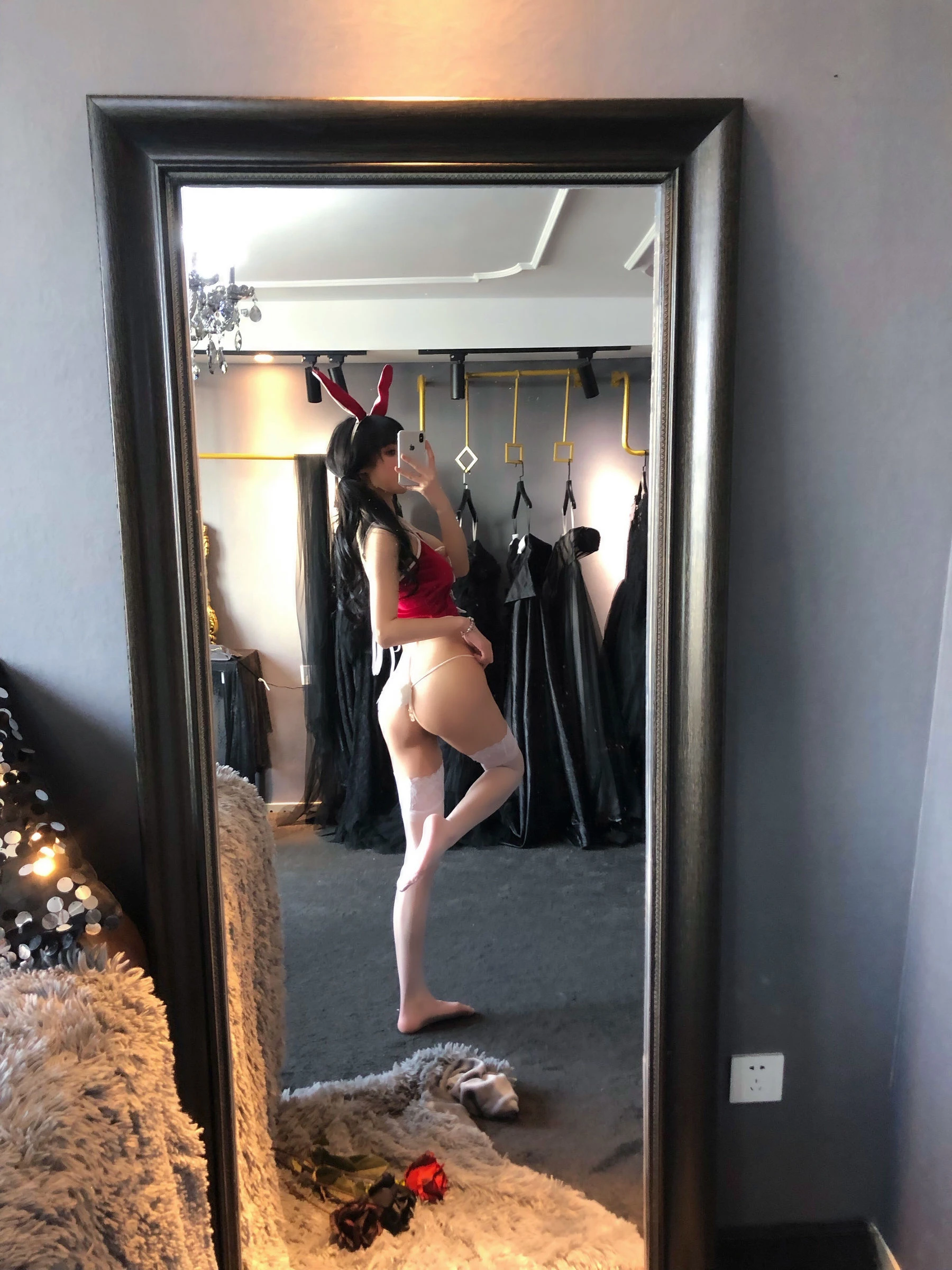 动漫博主阿包也是兔娘 – 红色兔兔插图4