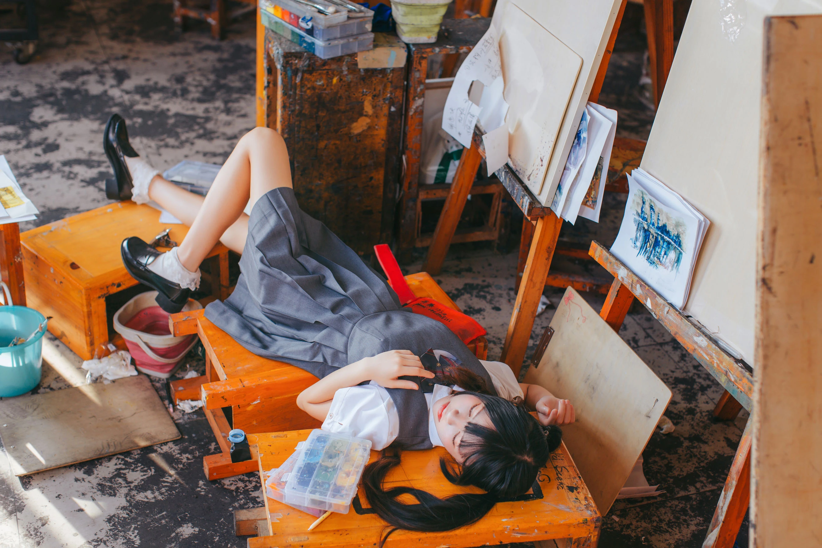 桜桃喵《画室少女》插图5