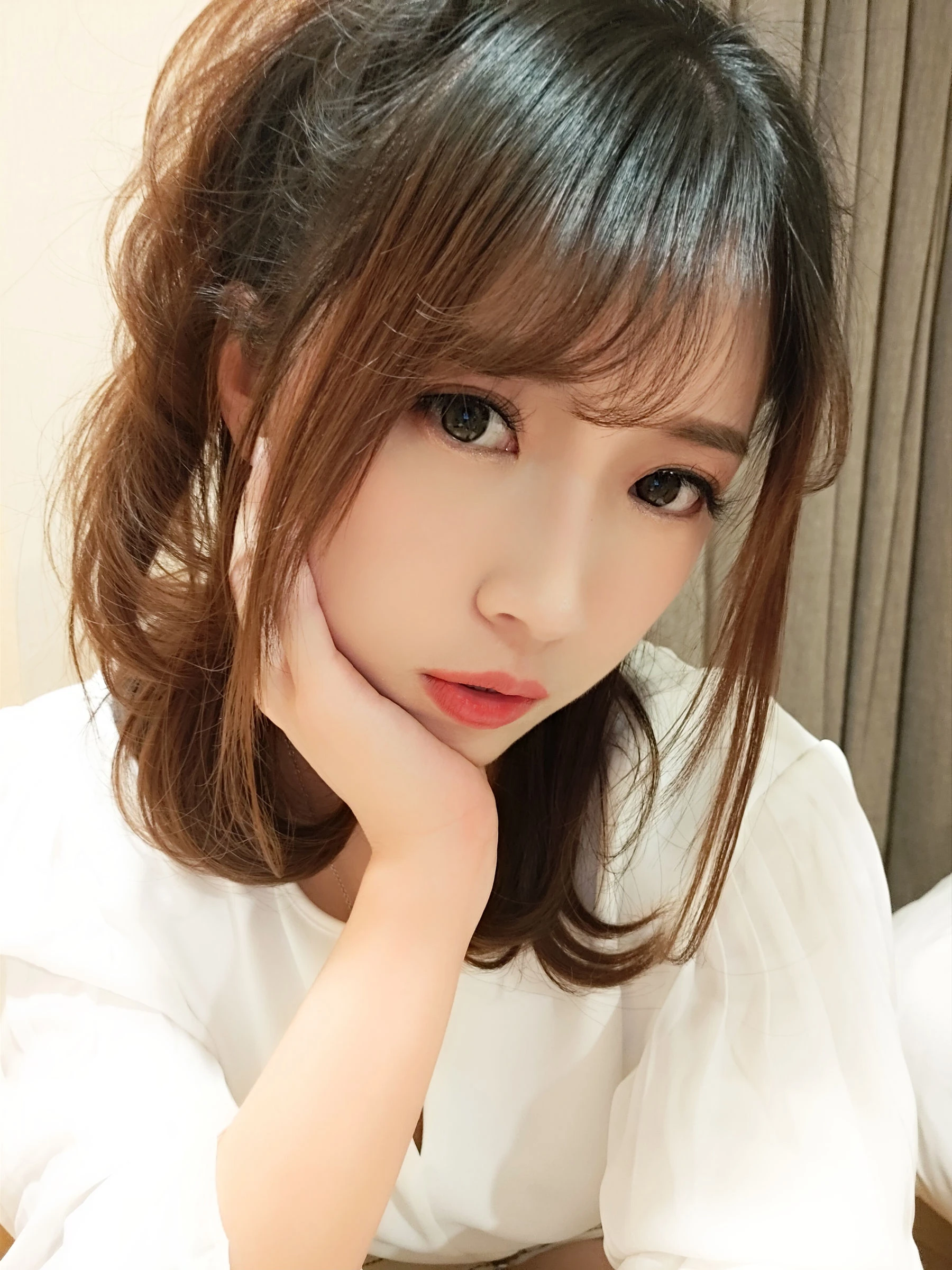 斗鱼主播小女巫露娜 – OL风肤色连裤袜插图5