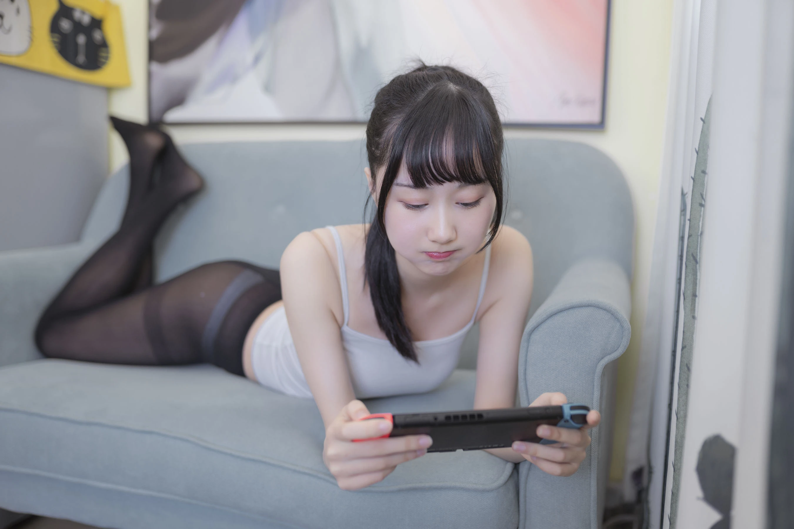 木绵绵OwO – 背心黑丝居家插图7