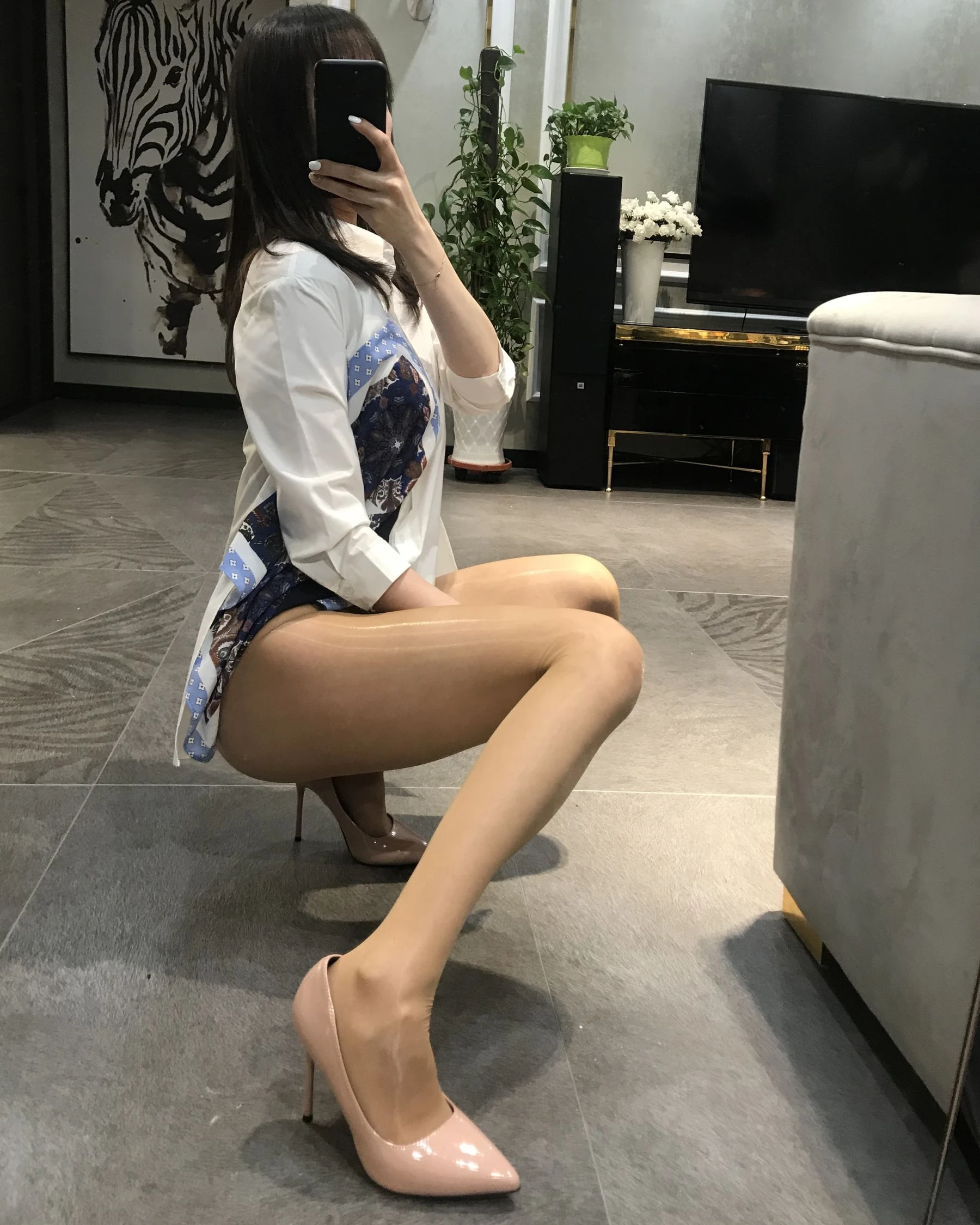 丝足博主麋鹿_Monroe 2020.04.29 肉色亮丝插图2