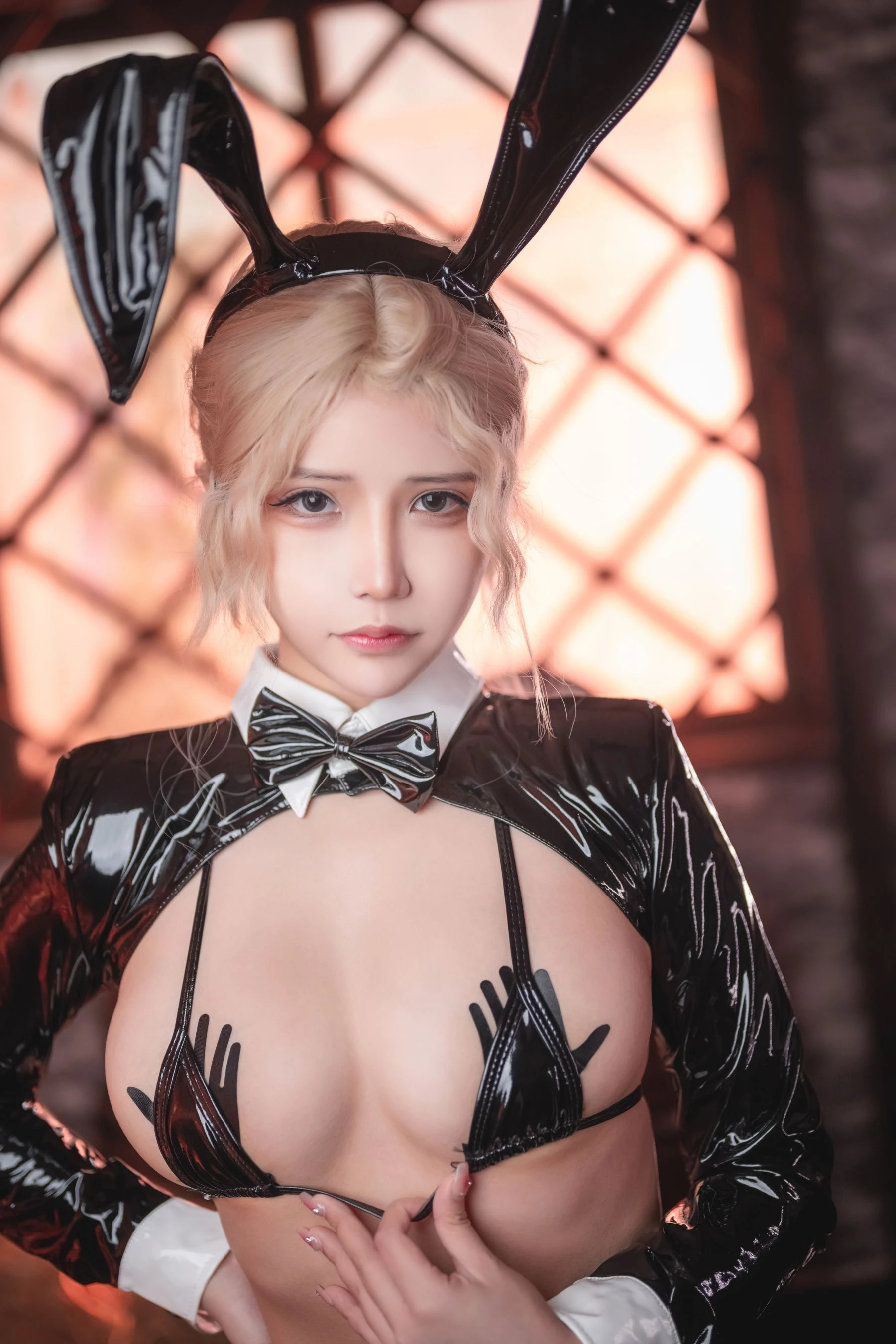 二次元妹子抱走莫子aa – 狂野逆兔插图7