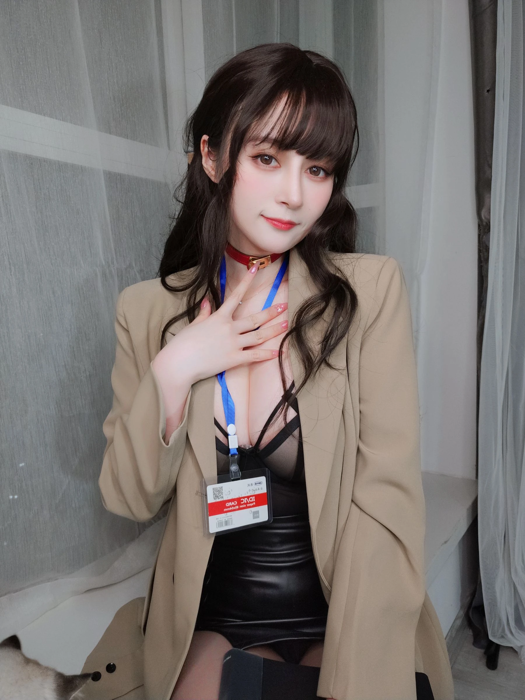 Coser小姐姐白银 – 残業中 ing插图5