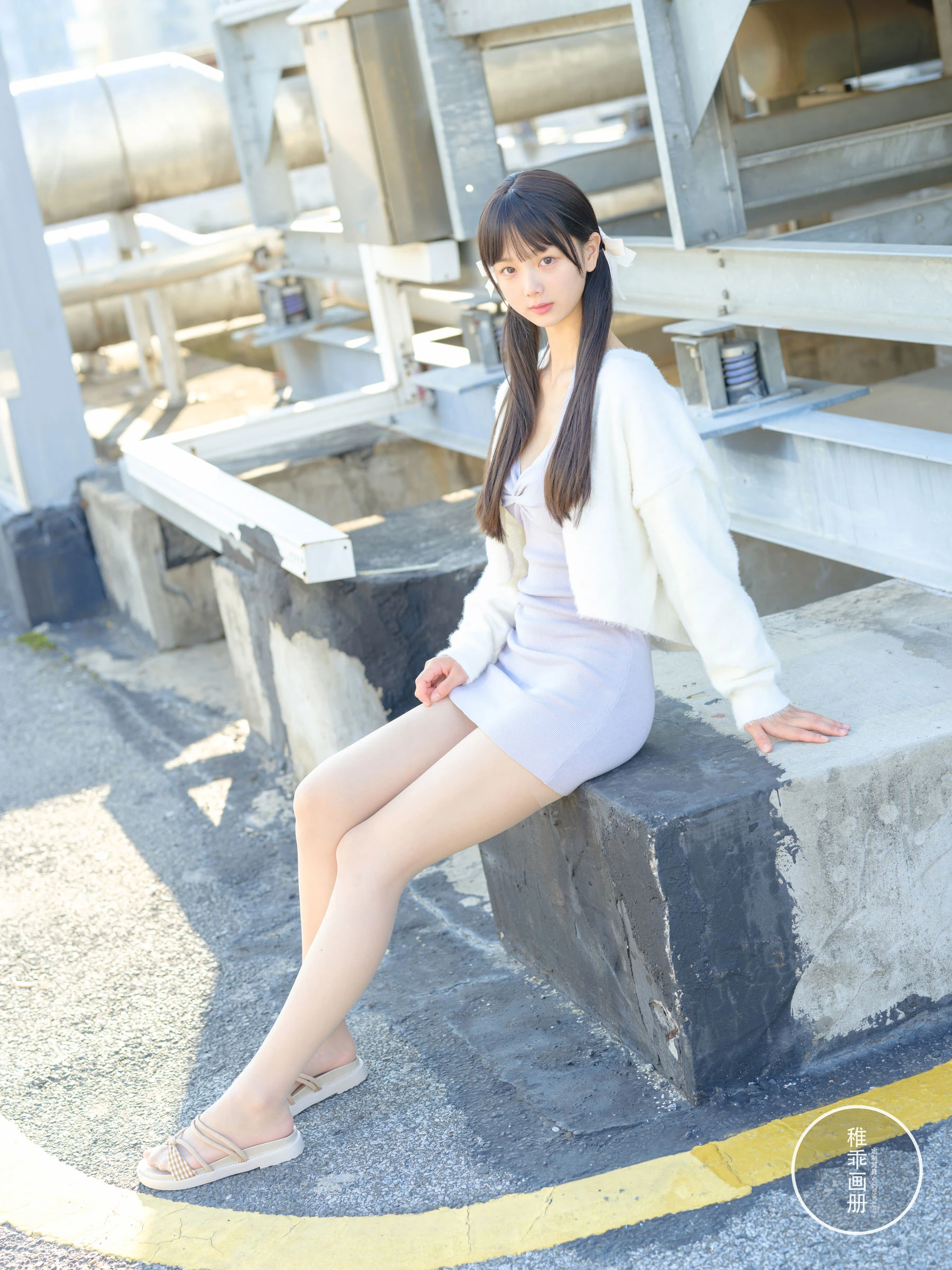 柴系小乖(稚乖画册) – 夜夜 天台停车场肉丝 Lolita插图7