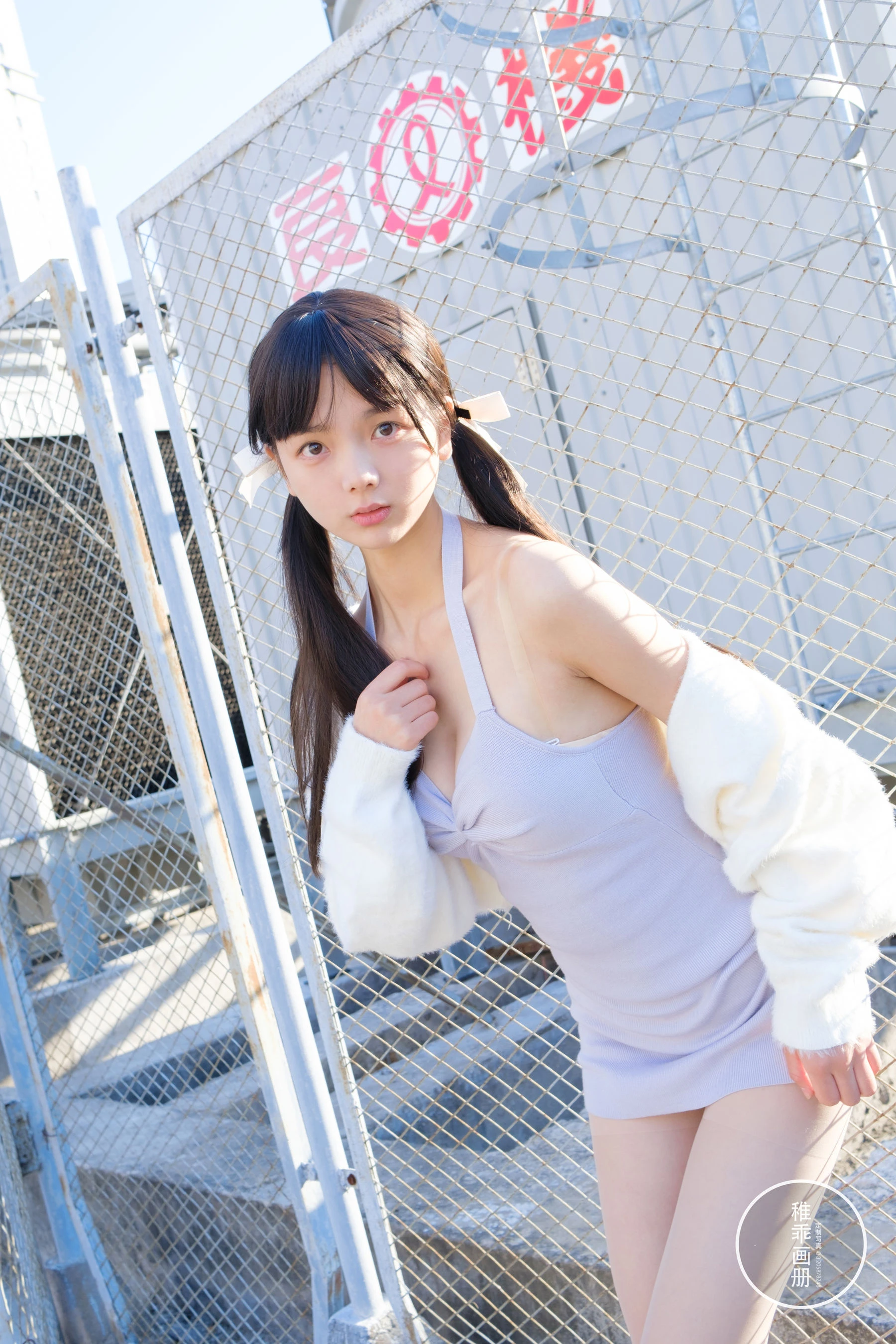 柴系小乖(稚乖画册) – 夜夜 天台停车场肉丝 Lolita插图1