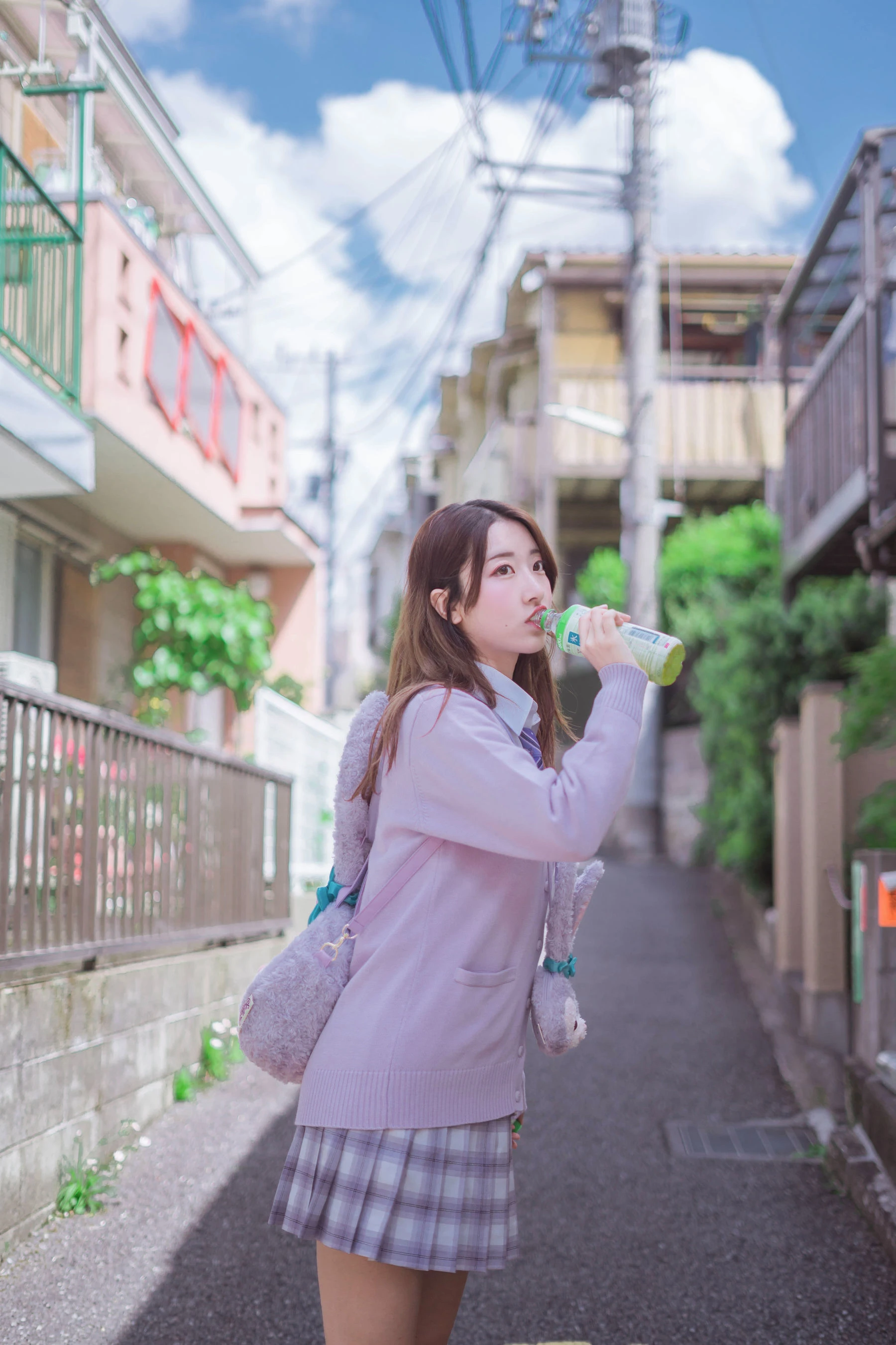 人气Coser黑川 民宿楼下|图集秀