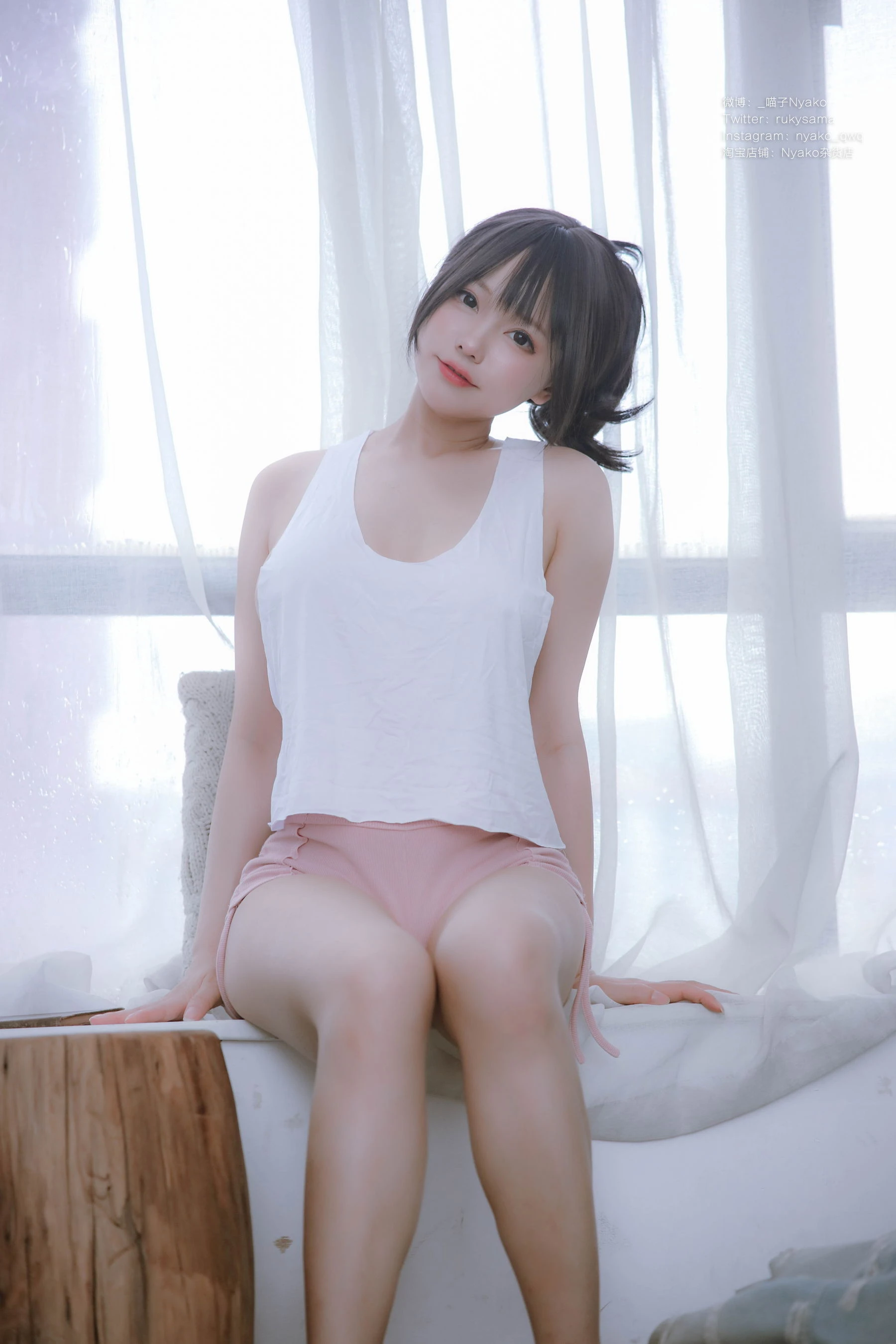 萌妹子Nyako喵子 – 隣のやばいお姉さん 背心插图7