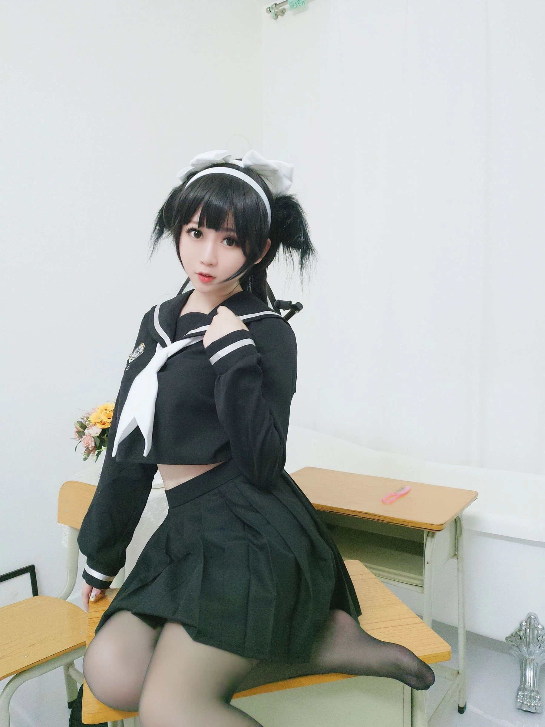 蜜桃少女是依酱呀 爱岩插图3