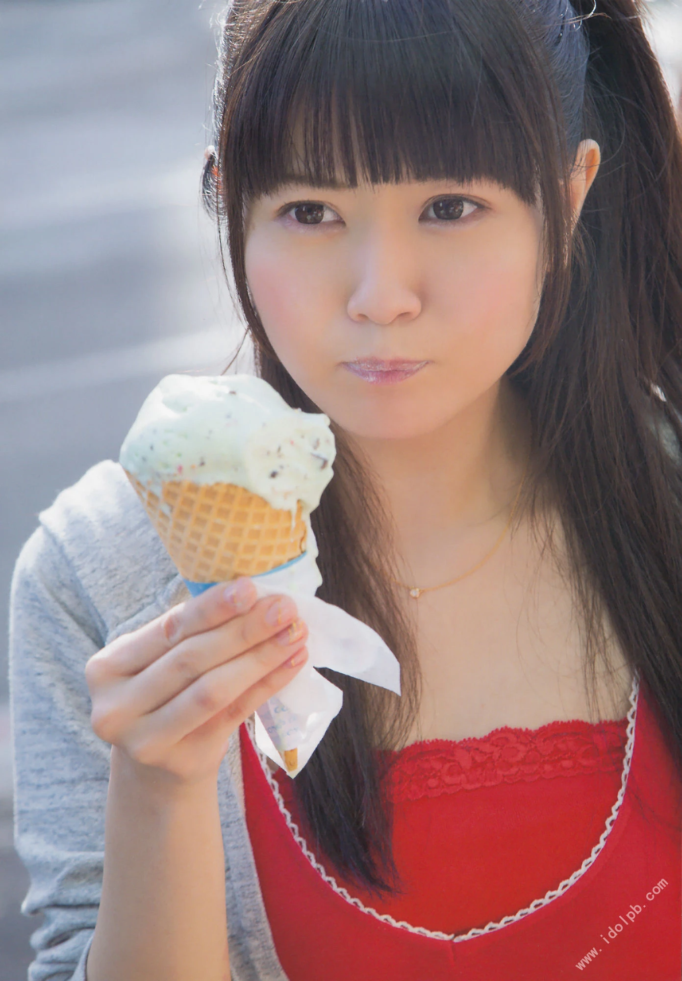 竹達彩奈 写真集 「たけたChu in オーストラリア」插图2