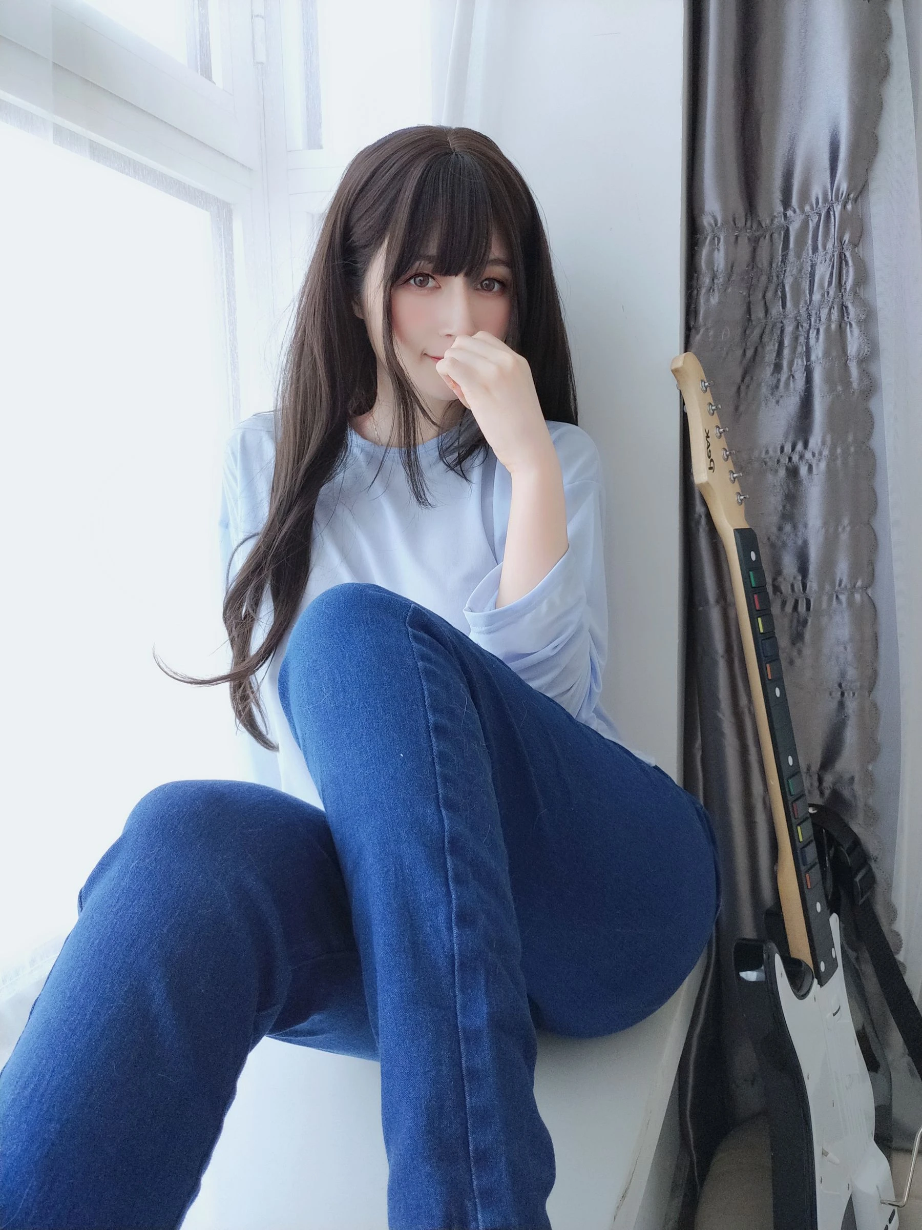 Coser小姐姐白银 – 妹は服を着てください插图2