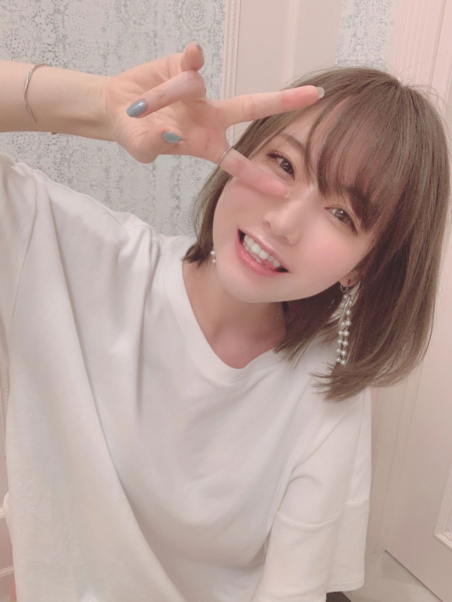 日本甜美COSERけんけん[fantia] 2020.07 フロントホックがどう外れるか気になりません？插图3