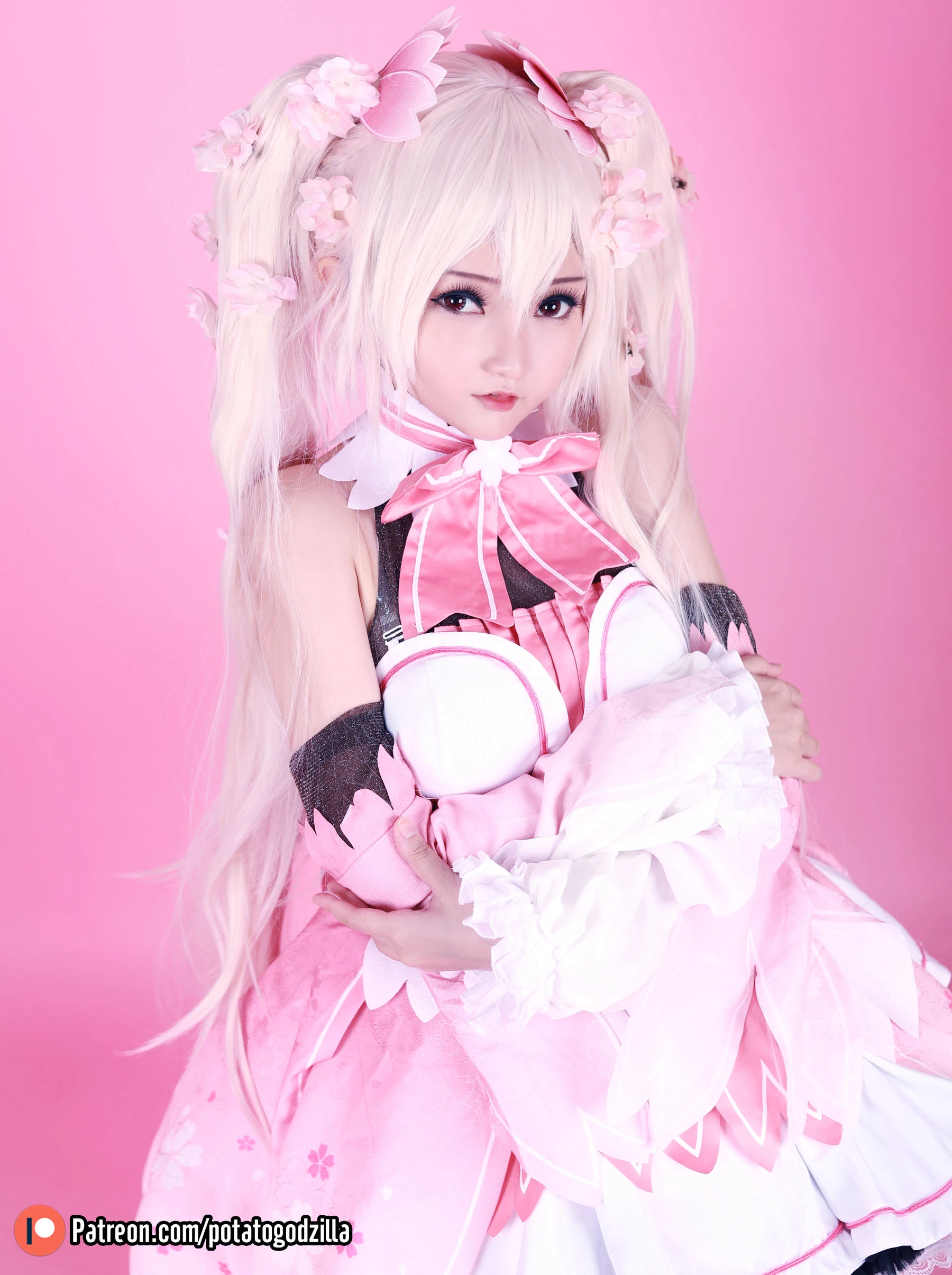 Coser小姐姐Potato Godzilla – Sakura Miku插图4