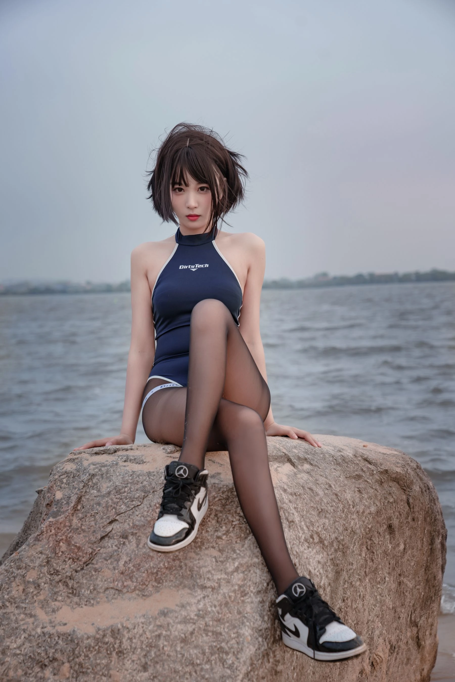 轩萧学姐 – 沙滩竞泳插图5