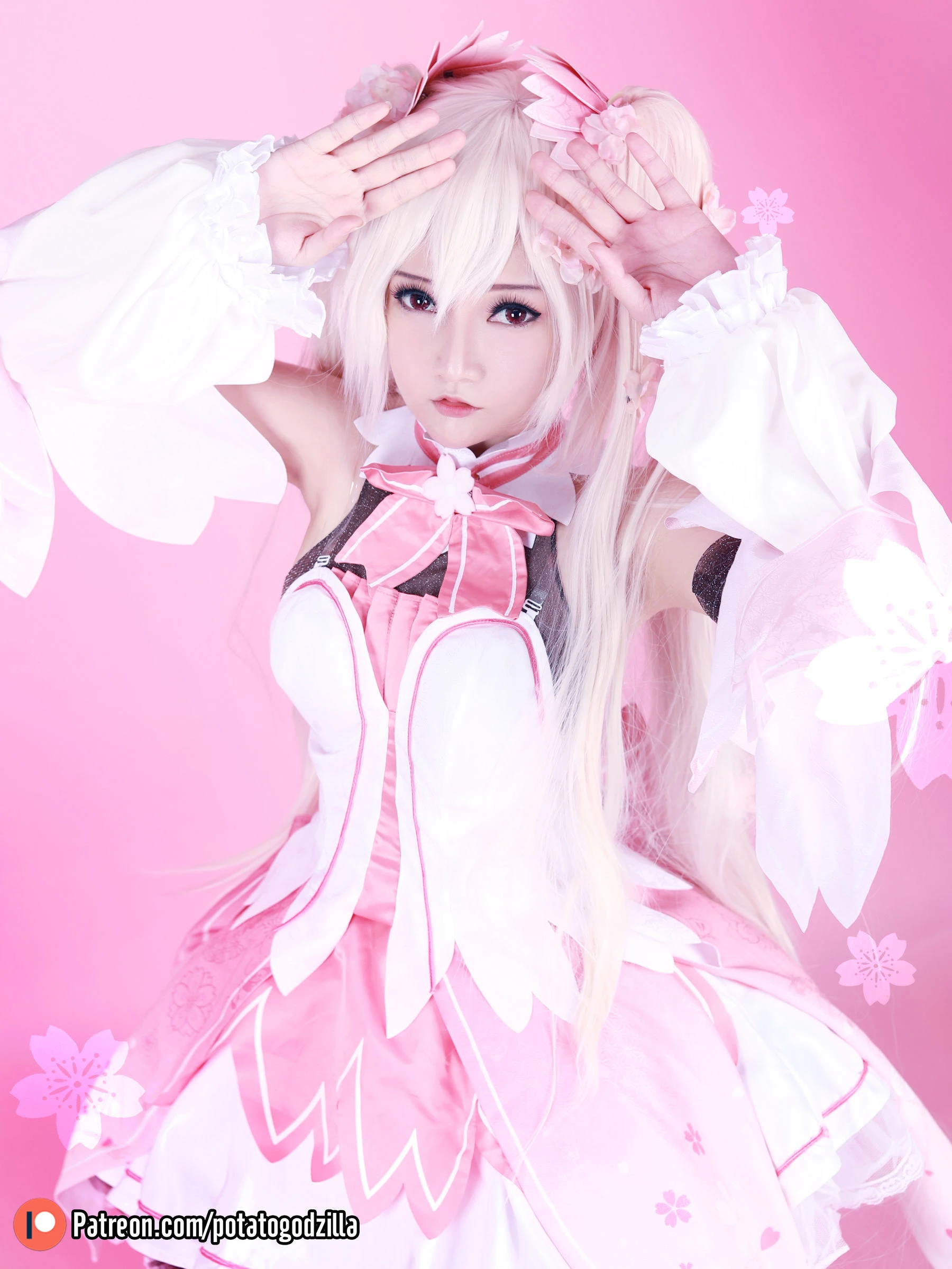 Coser小姐姐Potato Godzilla – Sakura Miku插图5