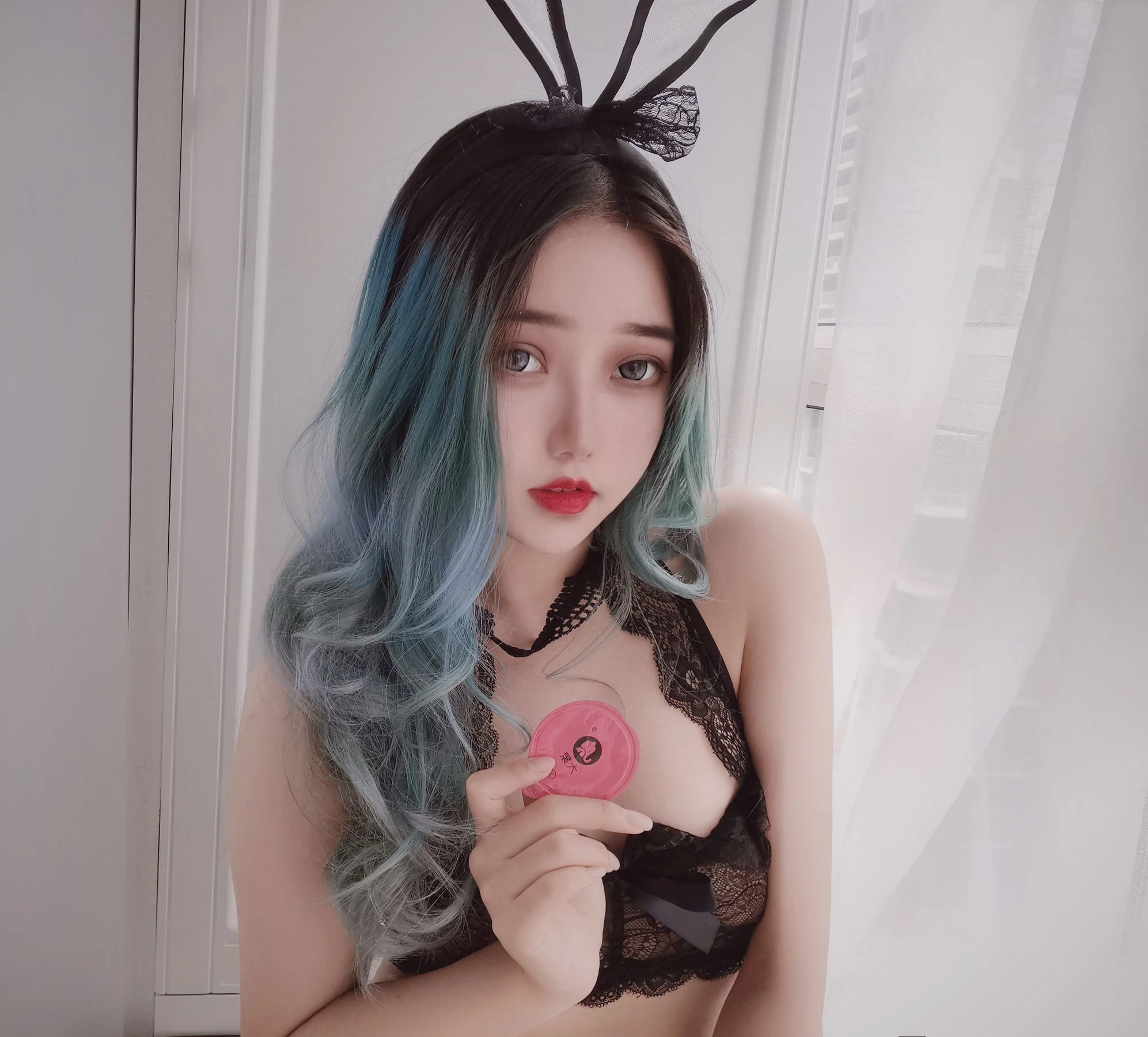 eloise软软 – 小粉盒黑兔子插图4