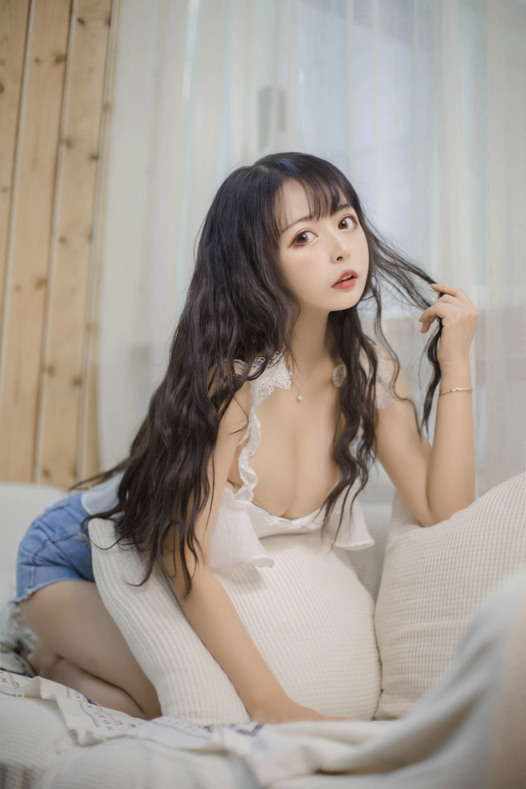 大眼萌妹黑猫猫OvO 客厅插图3