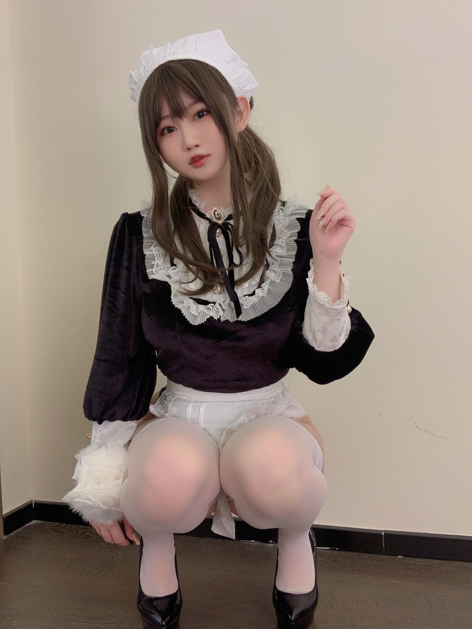 蜜桃少女是依酱呀 – 女仆馆长插图7