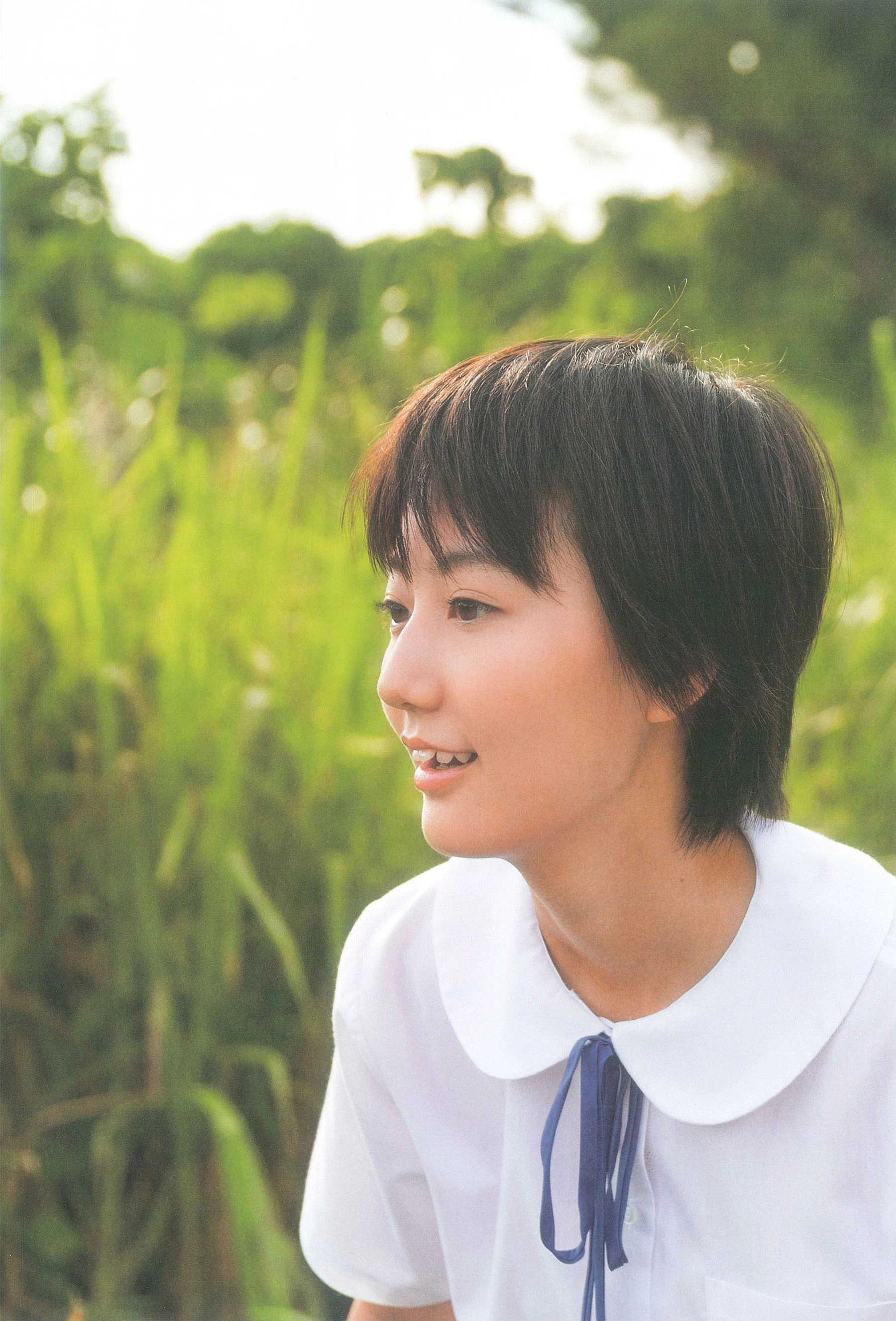 Manami Arai 新井愛瞳『セブンティーンズ?ブルー』1st写真集插图3