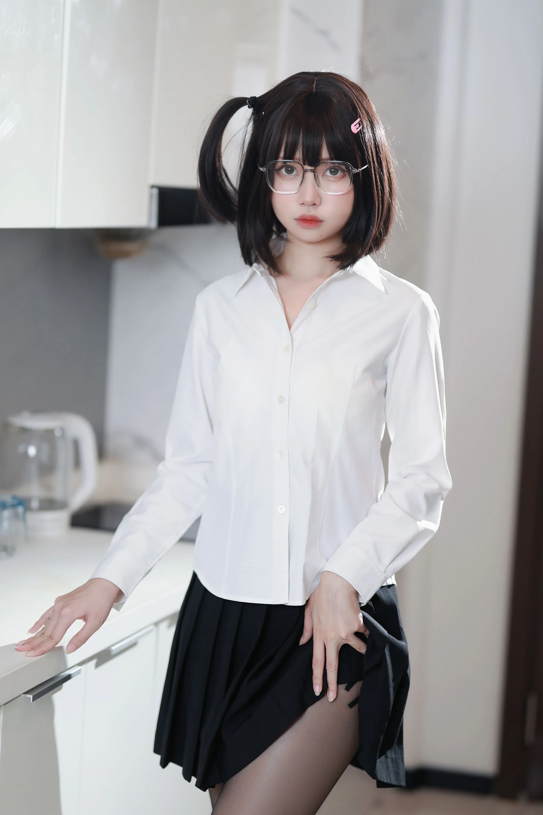 洛桑w伊梓 – 眼镜妹妹插图7