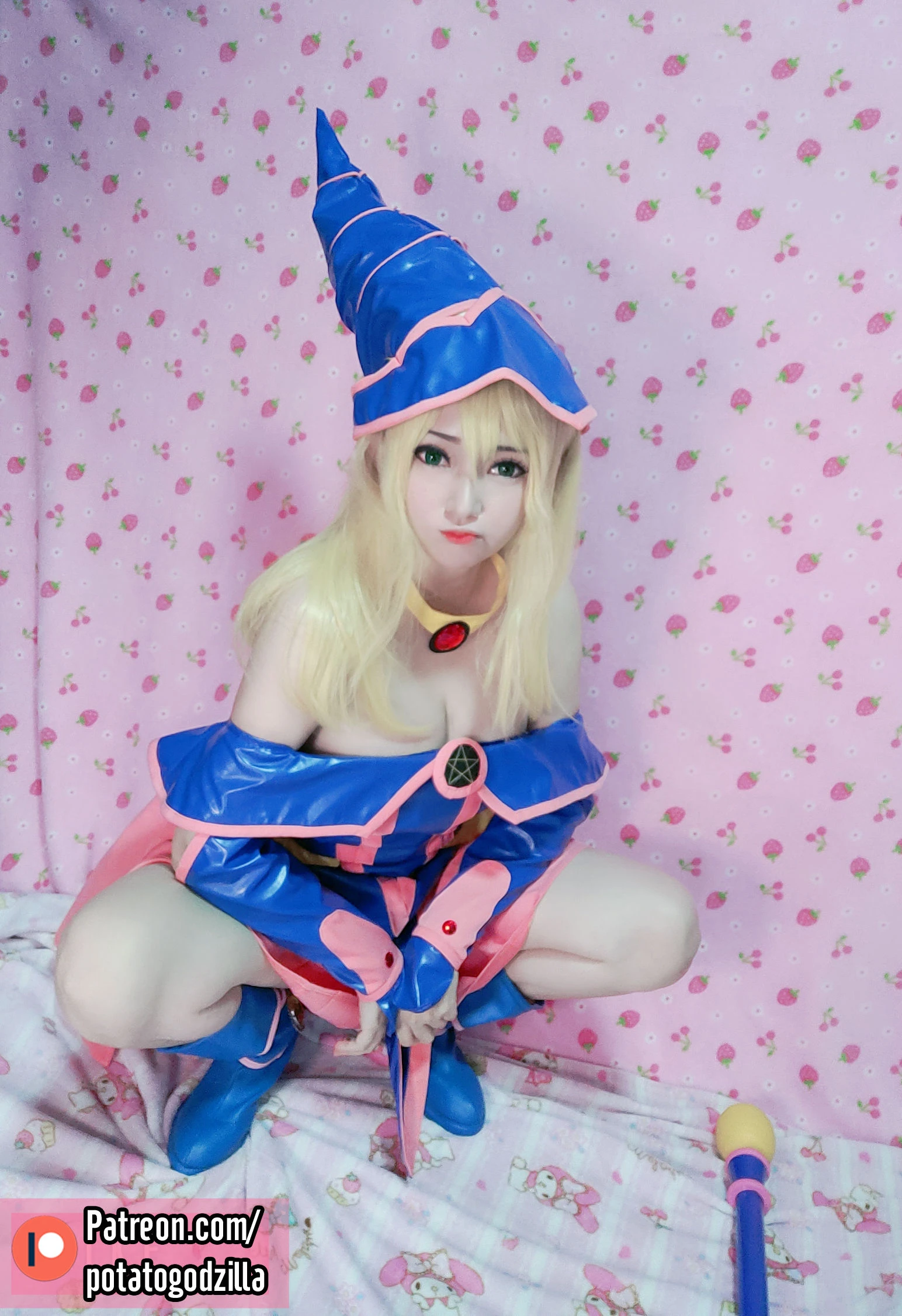 Coser小姐姐Potato Godzilla – Dark Magician Girl插图2